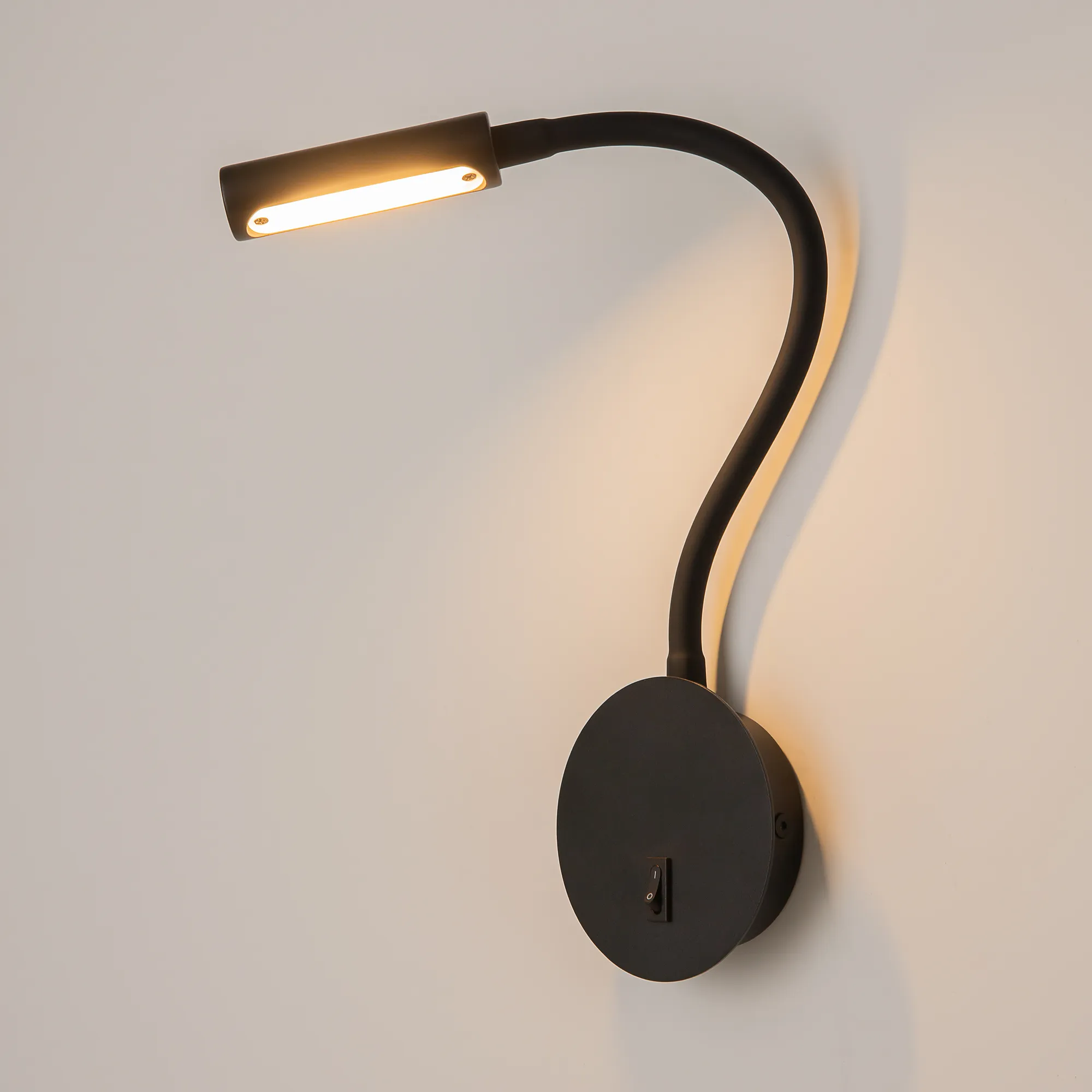 картинка Настенный светильник (бра) Technical C035WL-L3B3K