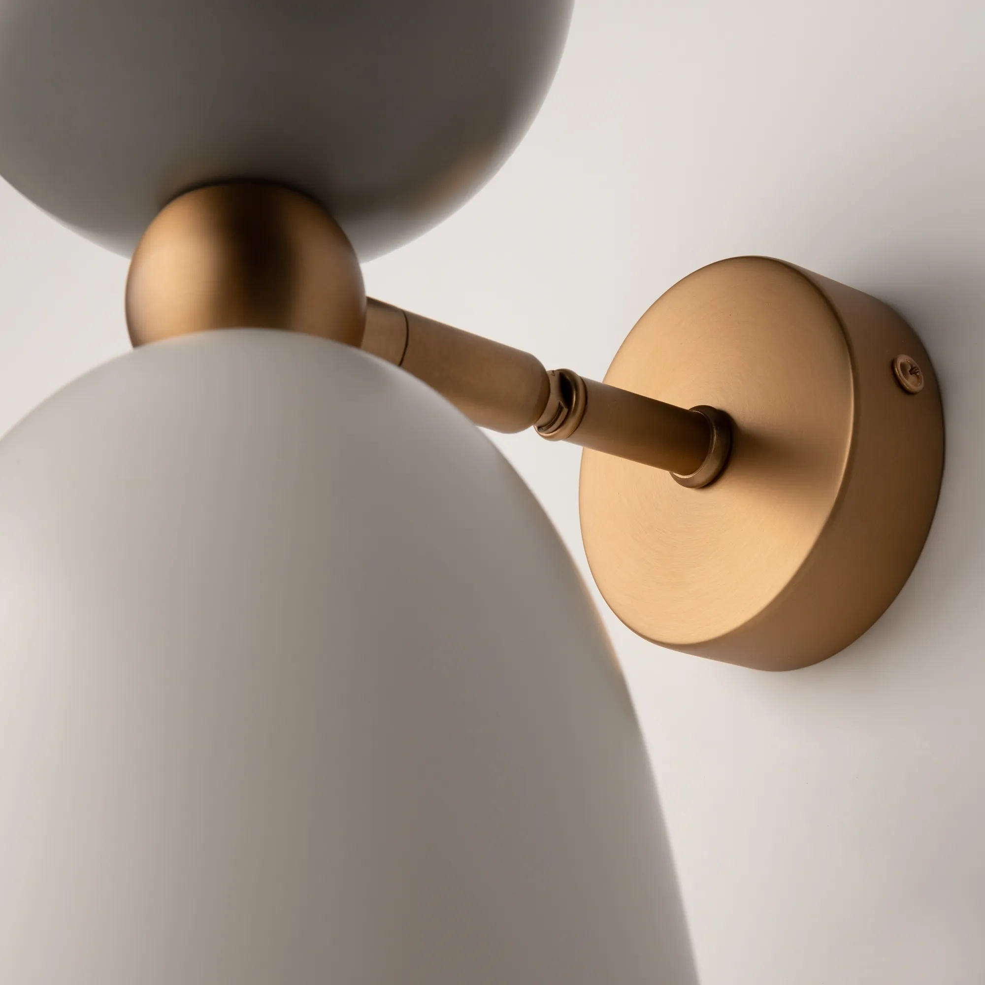 картинка Настенный светильник (бра) Maytoni MOD113WL-01W