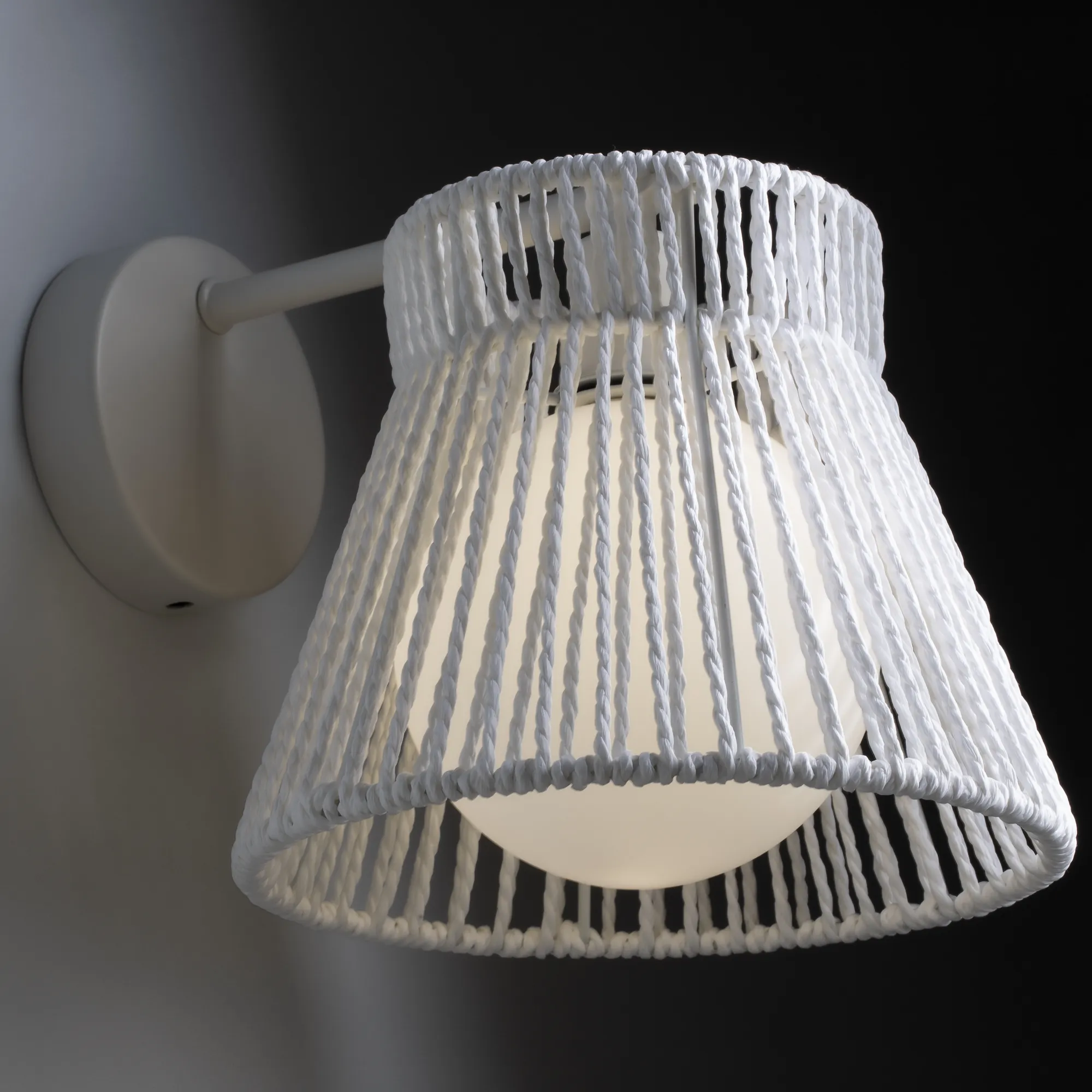 картинка Настенный светильник (бра) Freya FR5405WL-01W