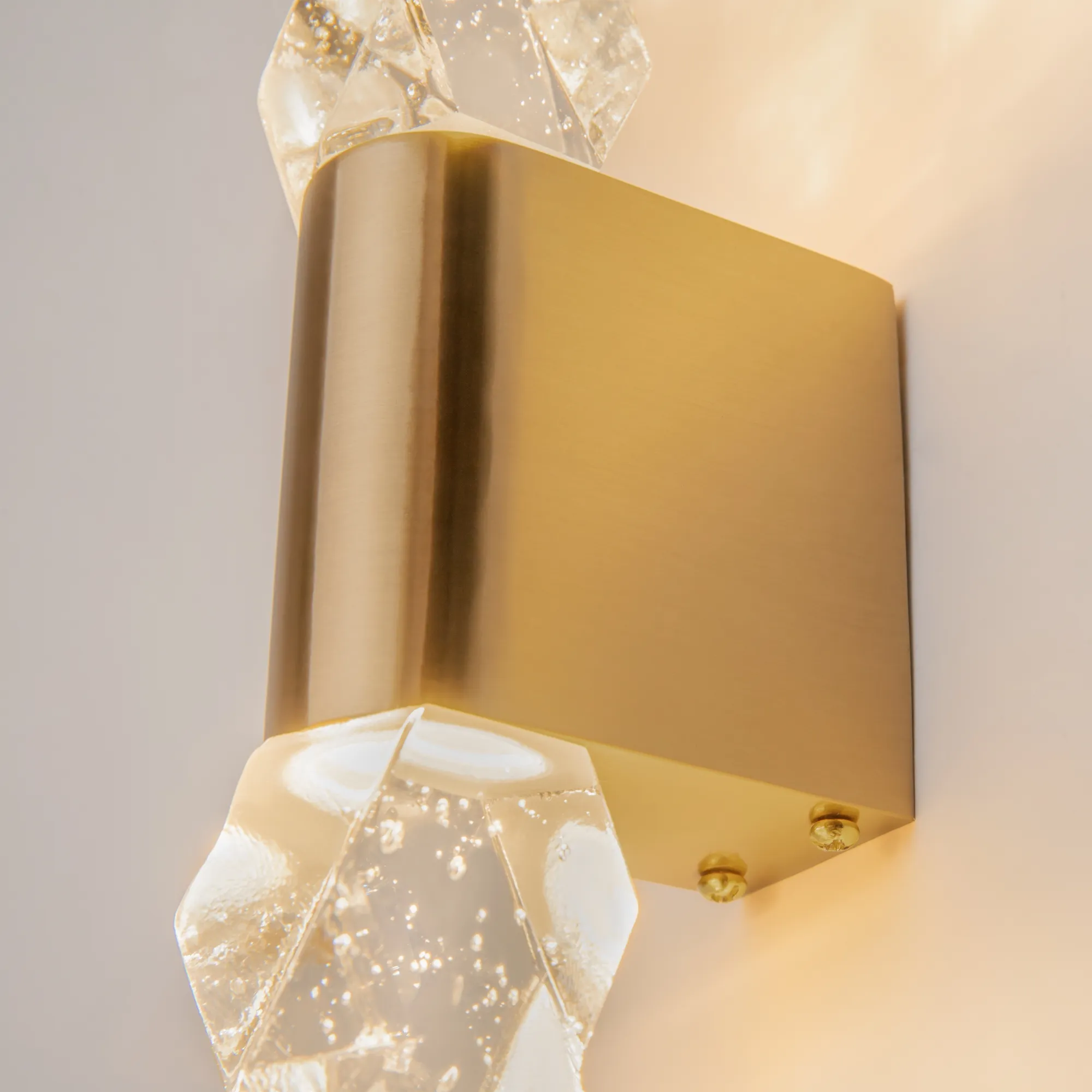 картинка Настенный светильник (бра) Maytoni MOD328WL-L5BS3K