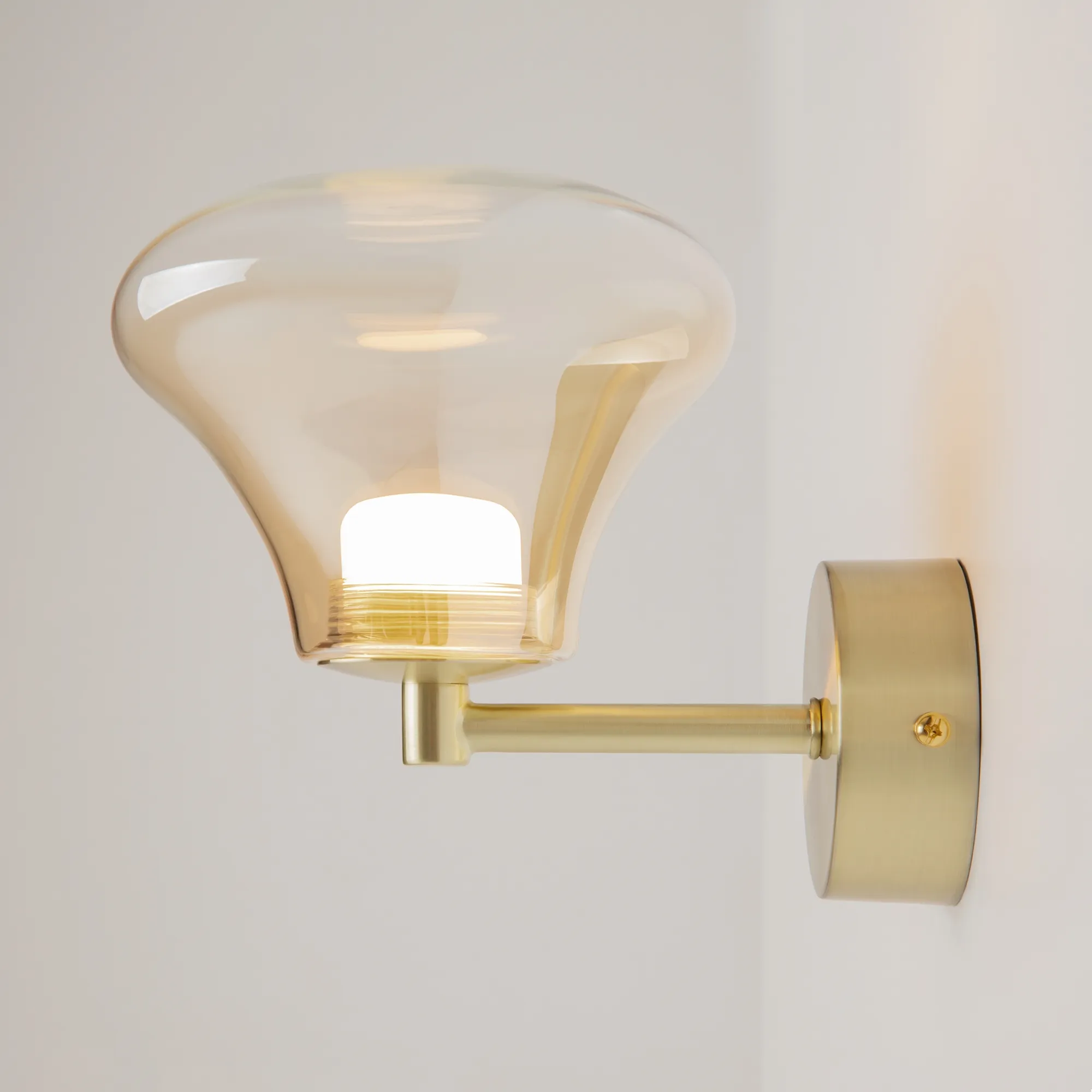 картинка Настенный светильник (бра) Maytoni MOD402WL-L3BS3K