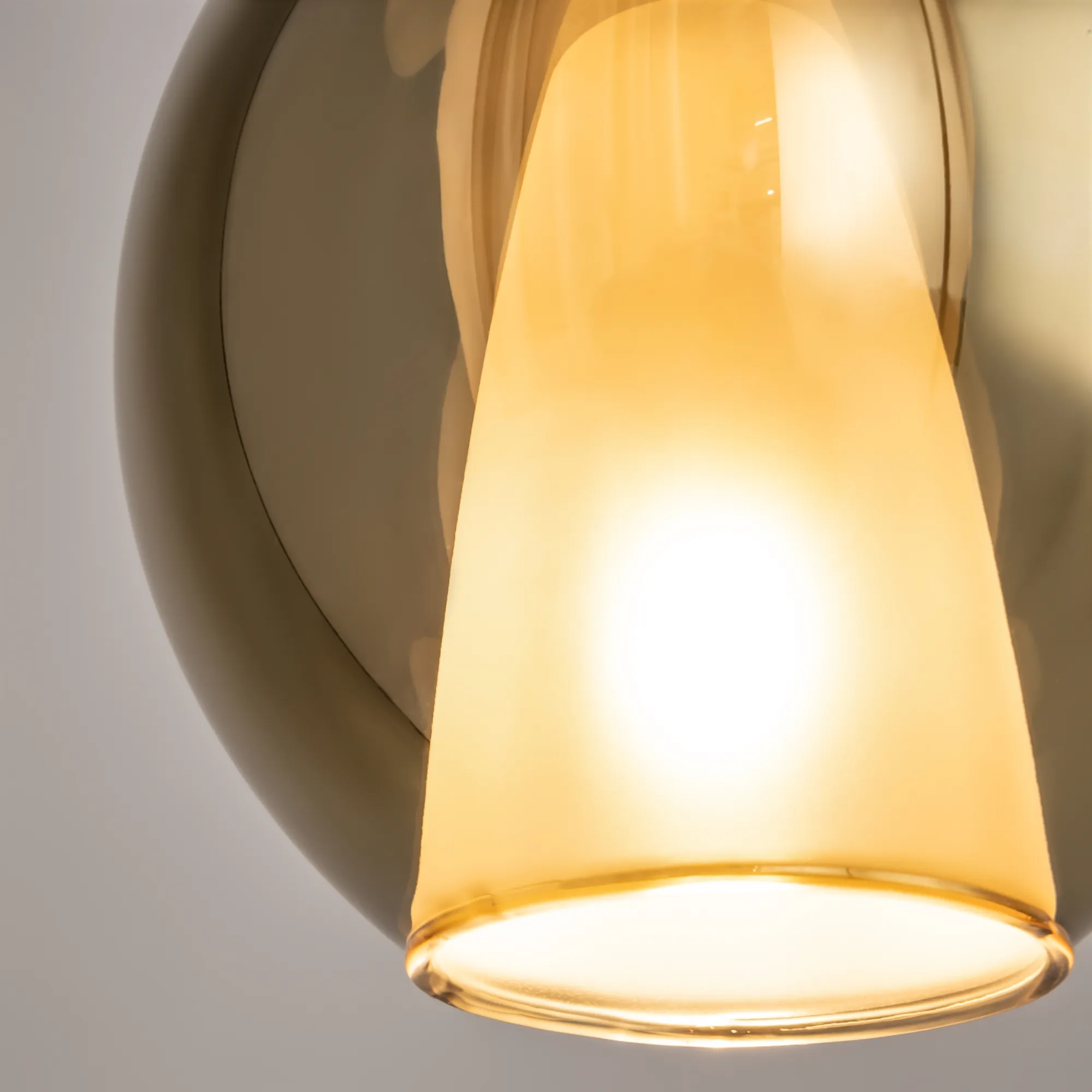 картинка Подвесной светильник Maytoni MOD271PL-01B2