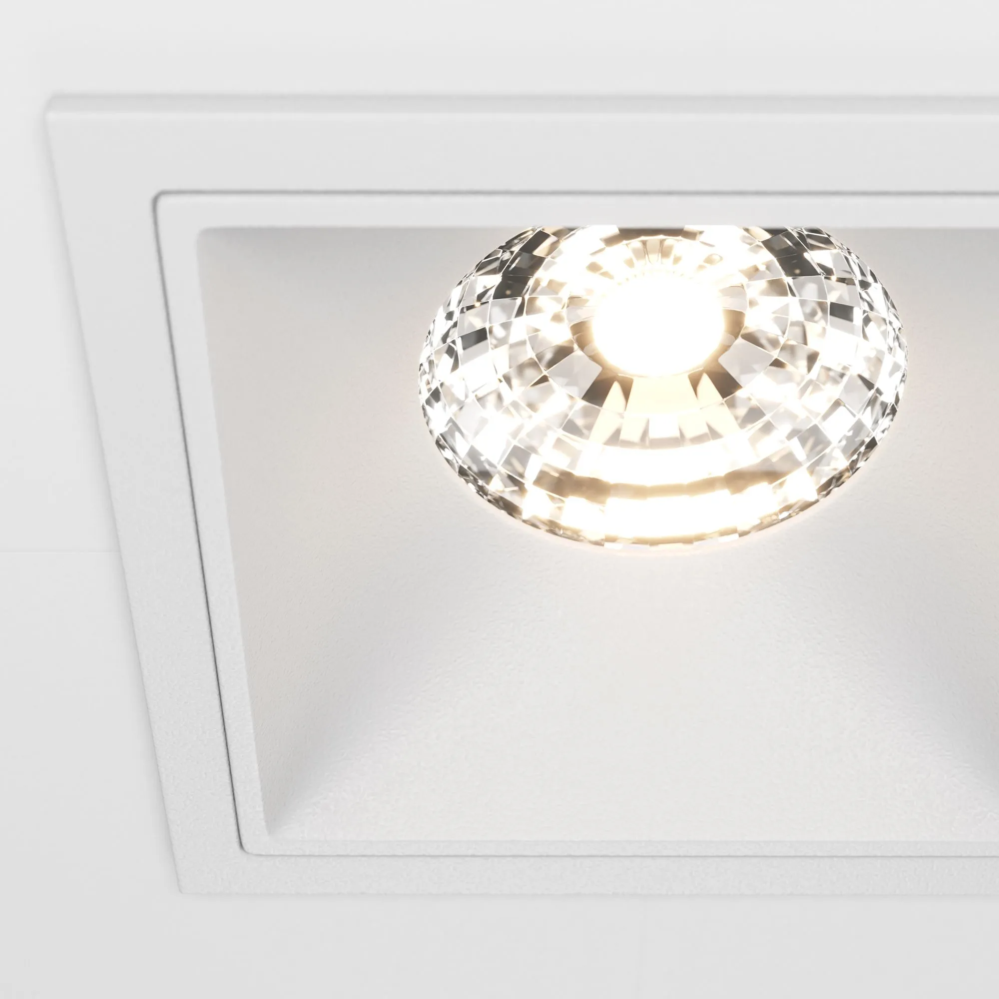 картинка Встраиваемый светильник Technical DL043-01-15W3K-D-SQ-W
