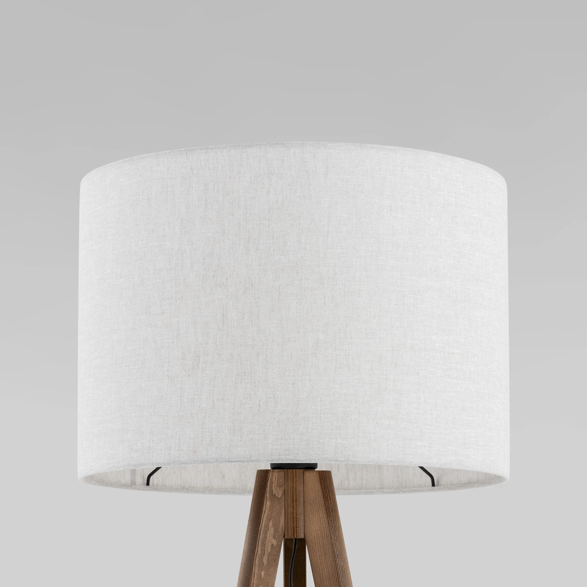 картинка Напольный светильник с тканевым абажуром 16004 Grand