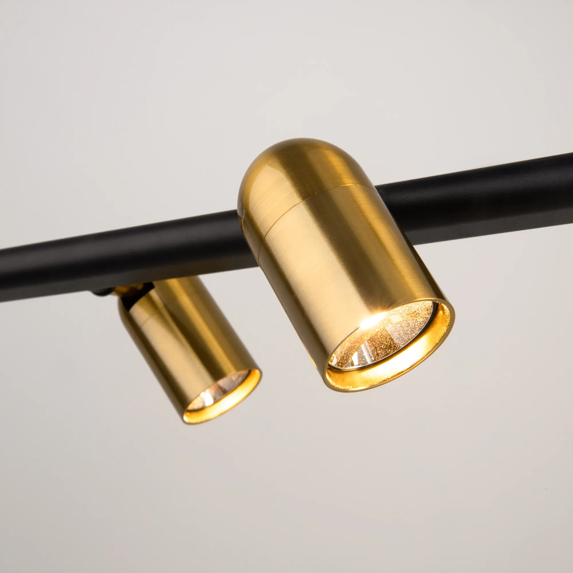 картинка Подвесной светильник Maytoni MOD350PL-02BBS