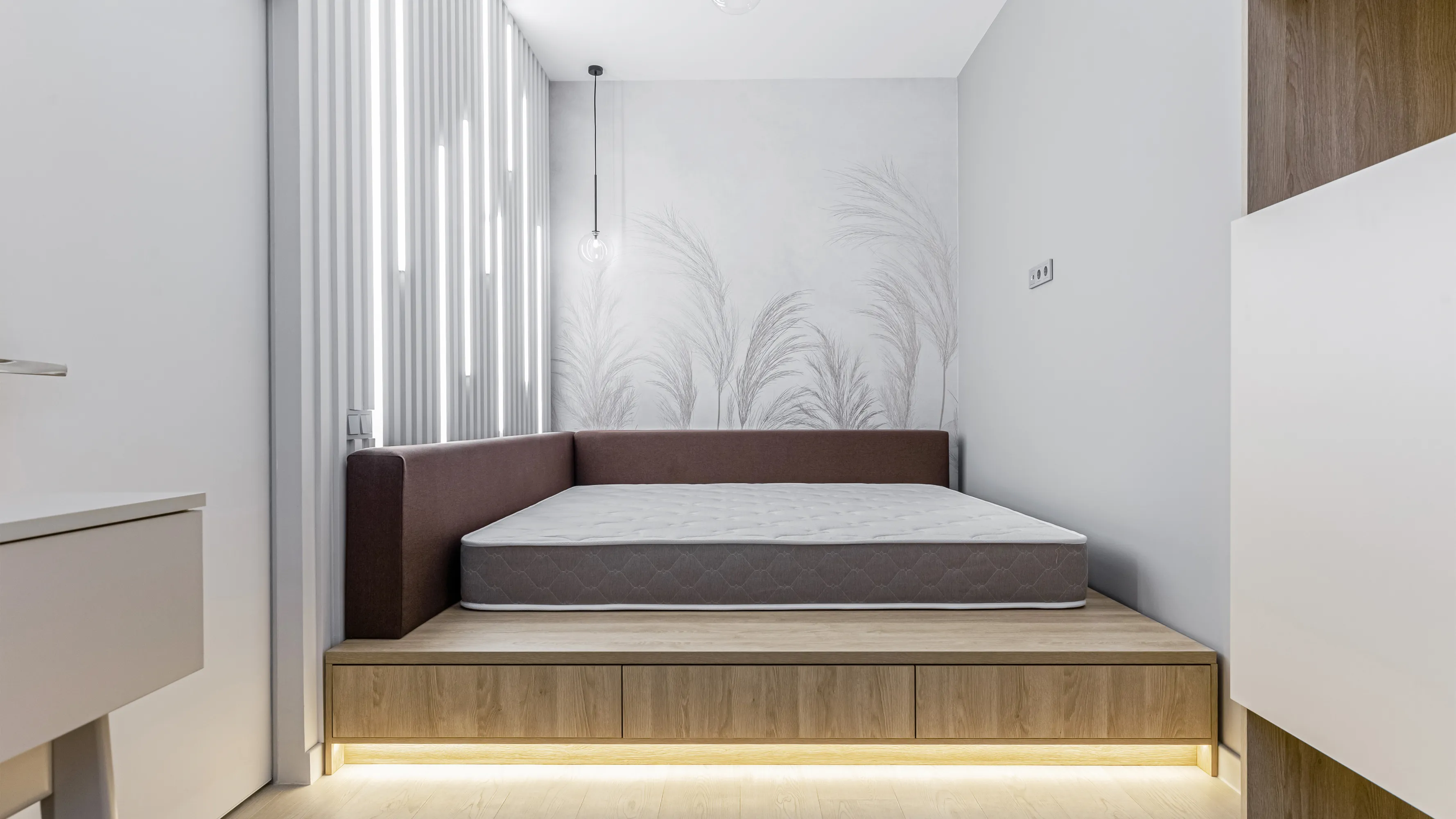 картинка Подвесной светильник Maytoni MOD172PL-01B