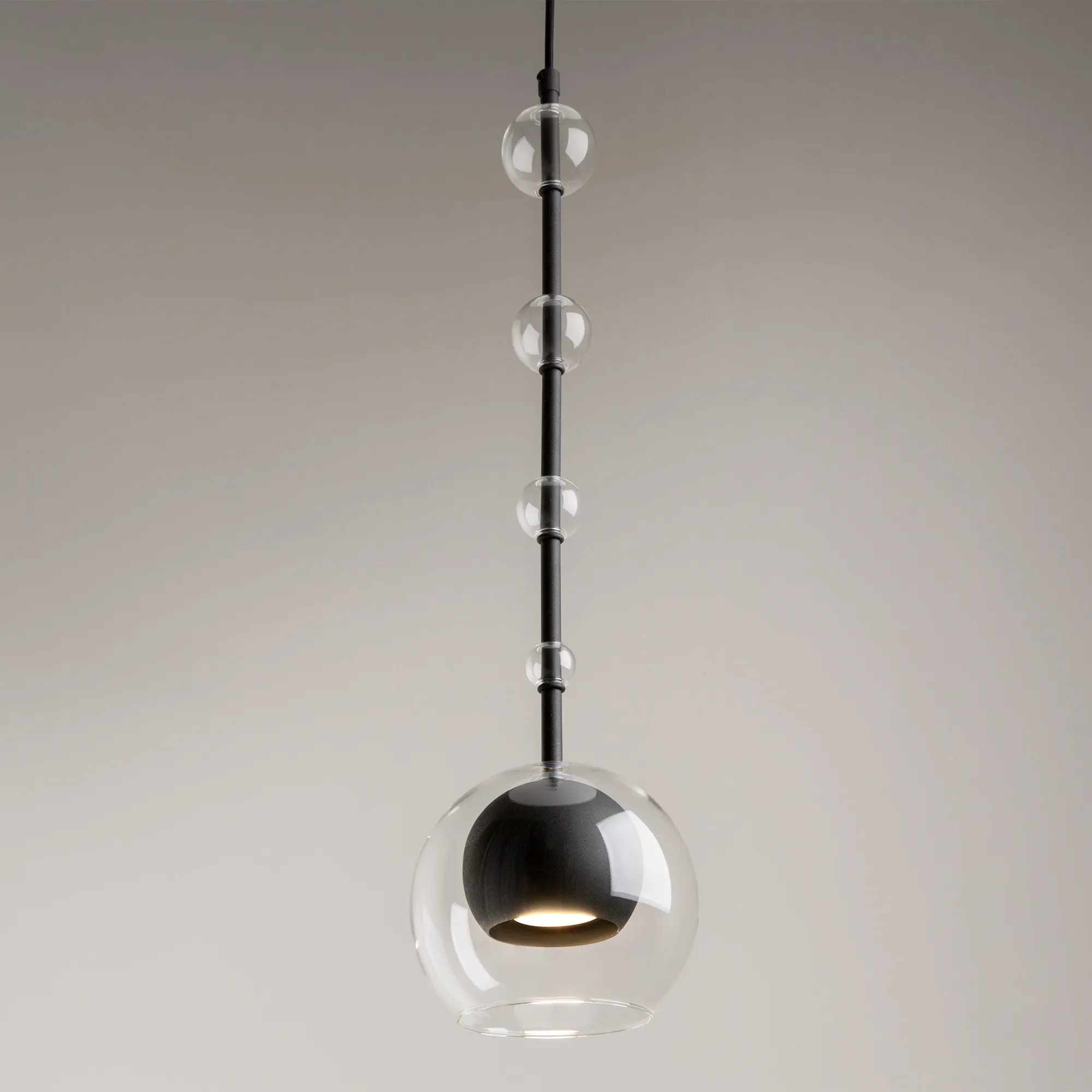 картинка Подвесной светильник Maytoni MOD227PL-01B