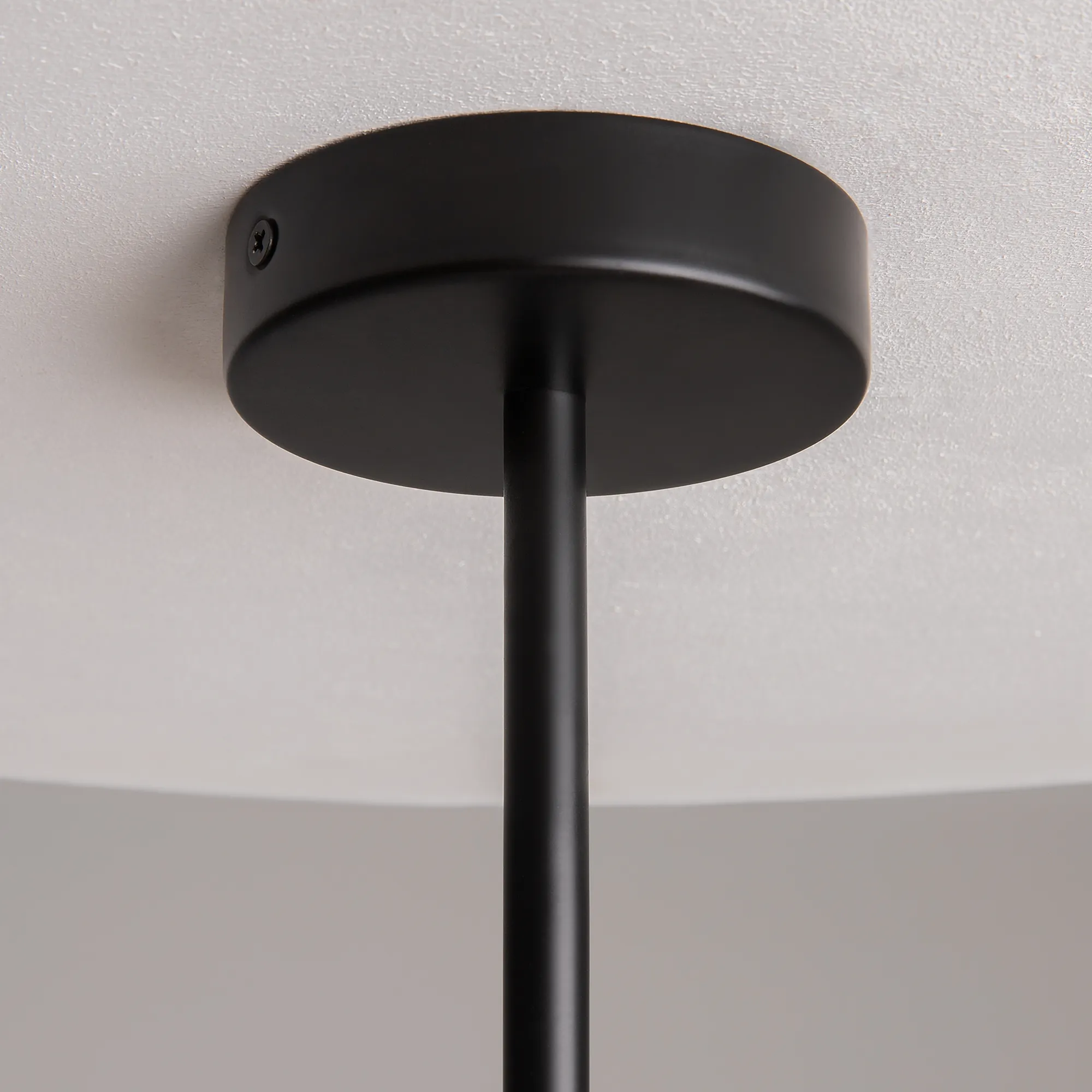 картинка Подвесной светильник Maytoni MOD225PL-06B