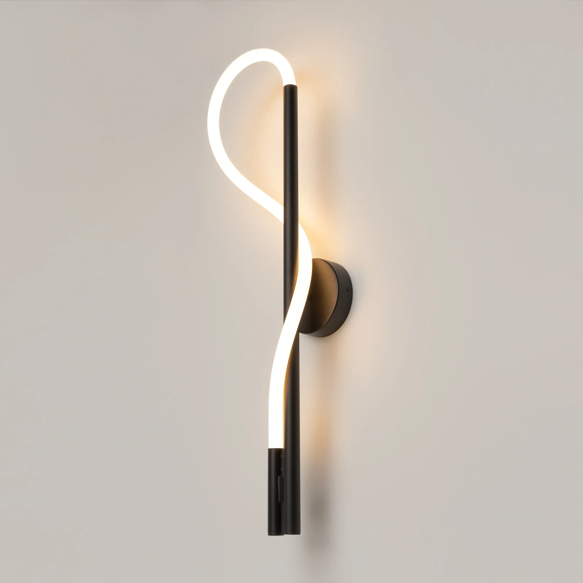 картинка Настенный светильник (бра) Maytoni MOD146WL-L12B3K