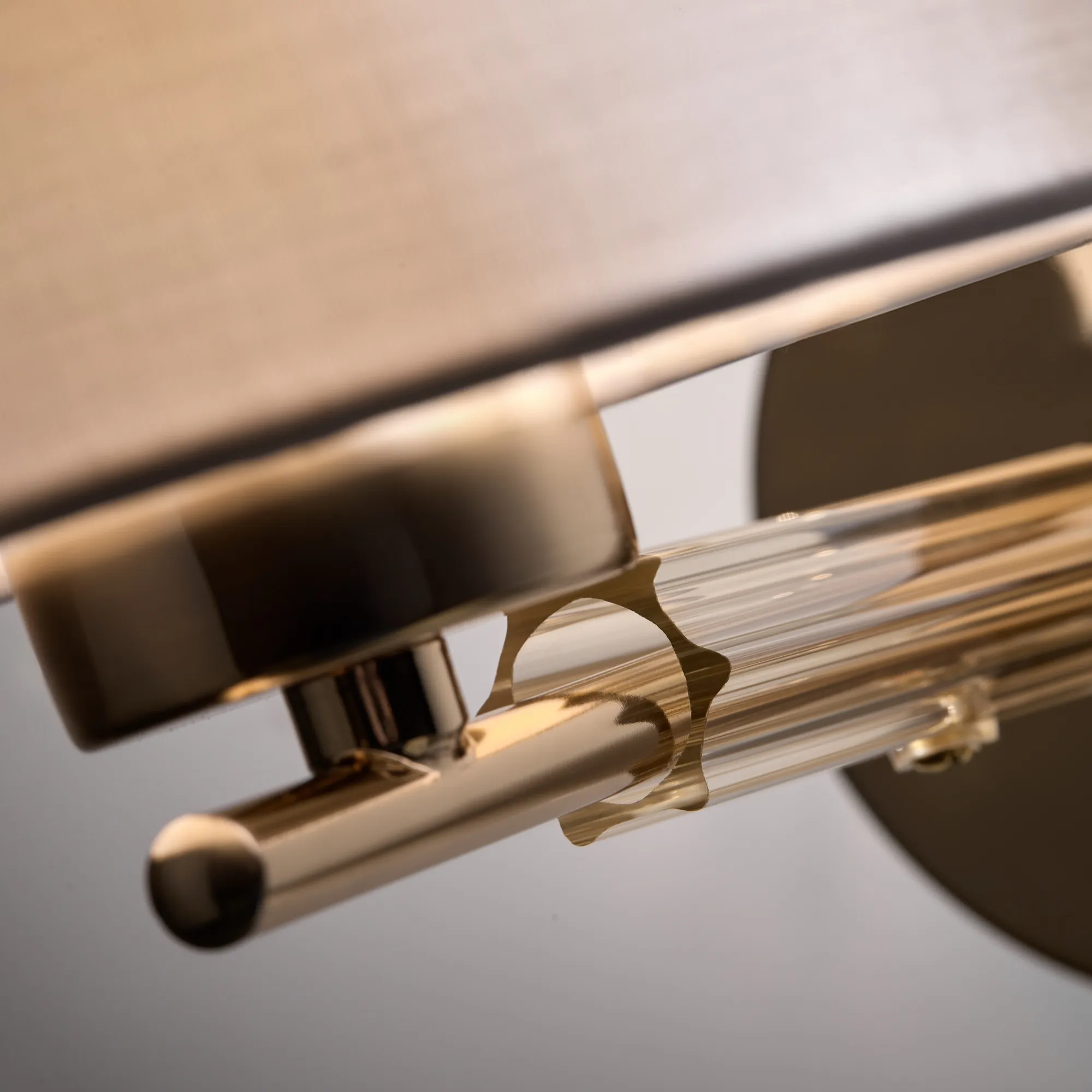 картинка Настенный светильник (бра) Freya FR5386WL-01G