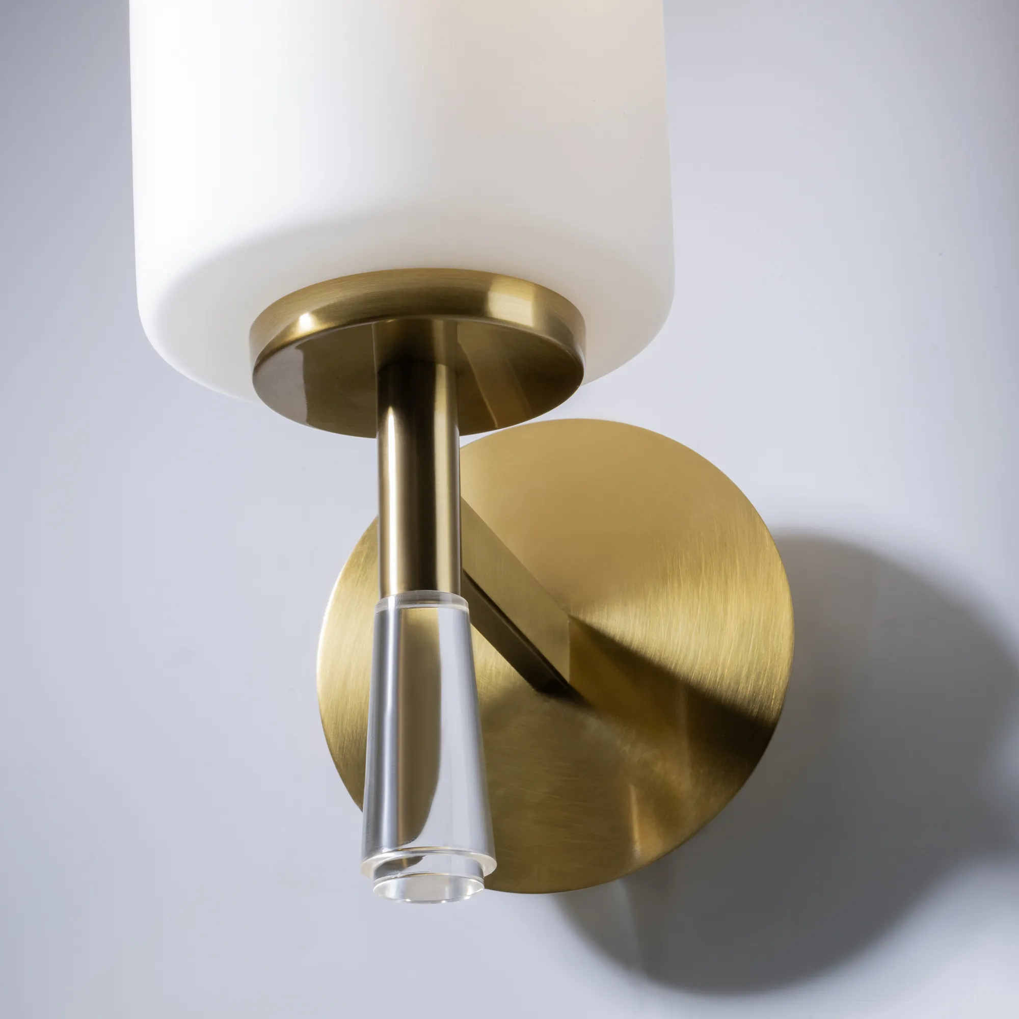 картинка Настенный светильник (бра) Freya FR2031WL-01BS