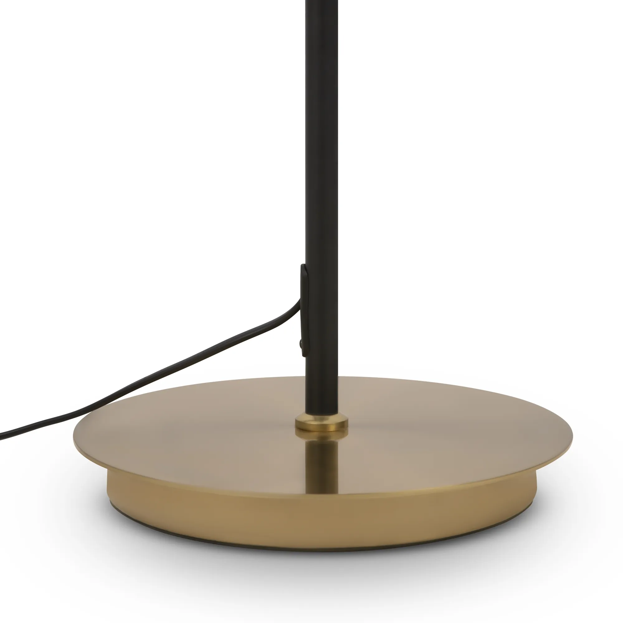 картинка Напольный светильник (торшер) Freya FR5201FL-01B