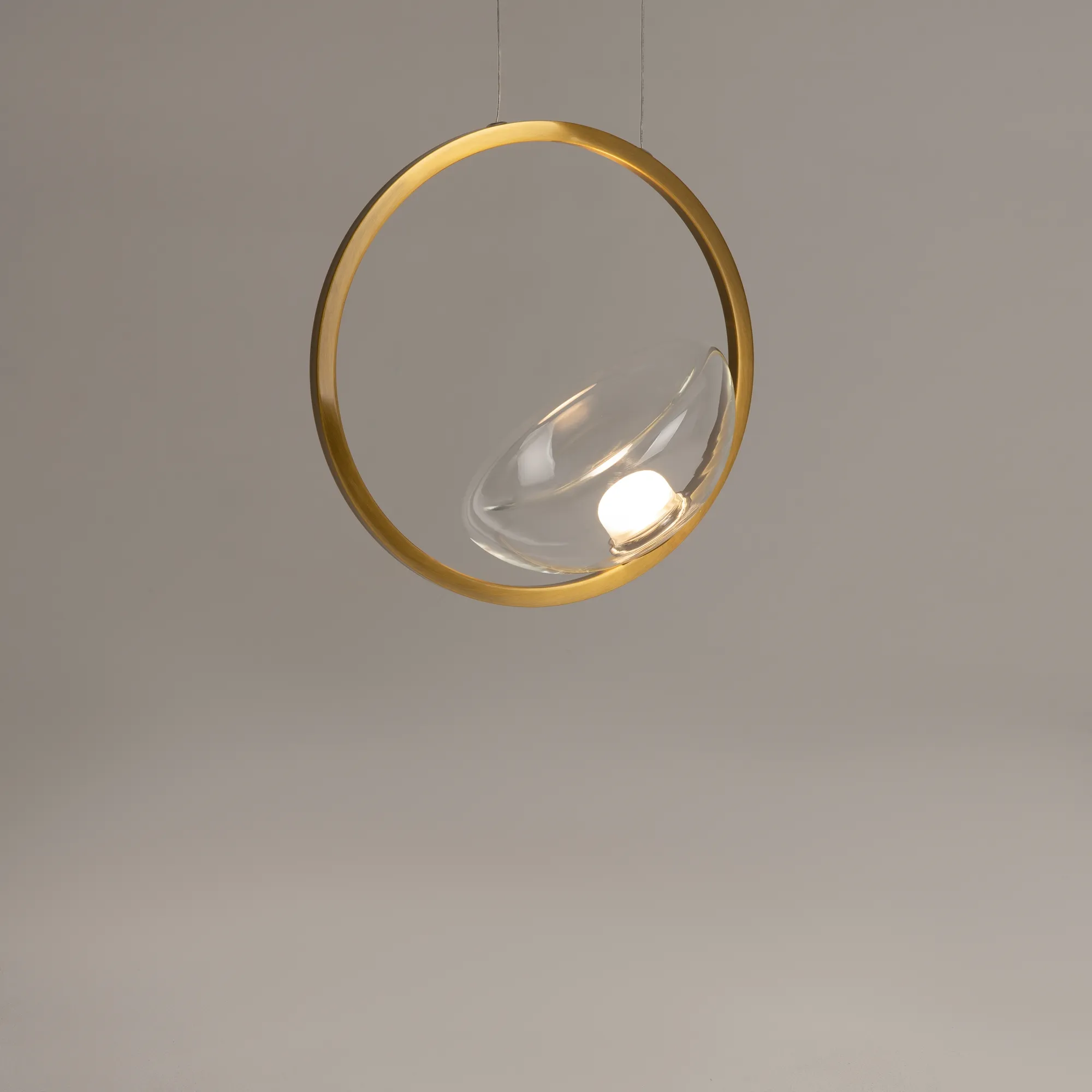 картинка Подвесной светильник Maytoni MOD327PL-L5BS3K