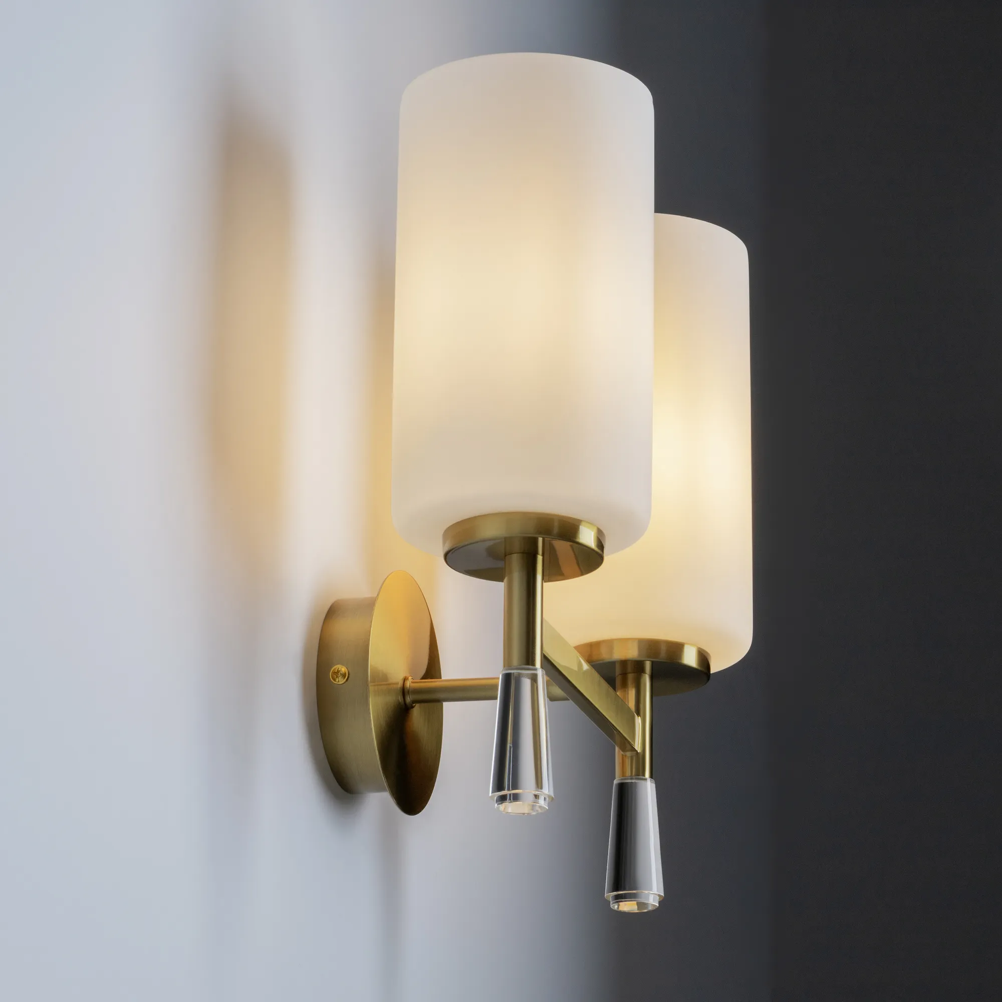 картинка Настенный светильник (бра) Freya FR2031WL-02BS