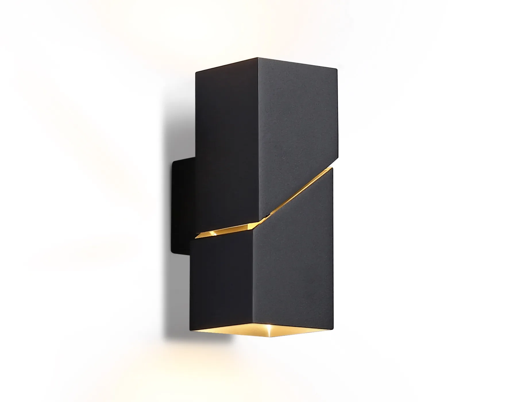 картинка Настенный светильник со сменной лампой FW2475