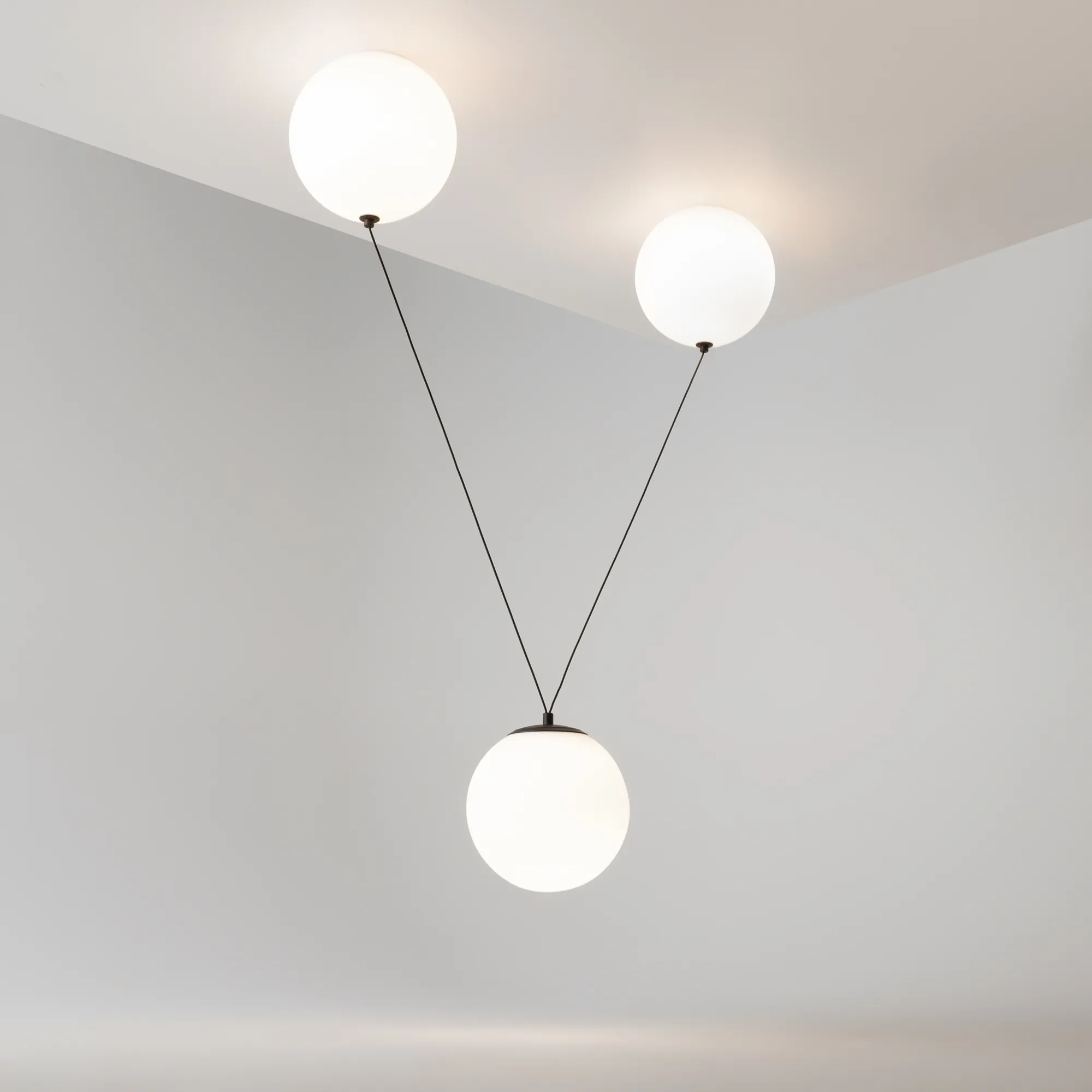 картинка Подвесной светильник Maytoni MOD427PL-L30B3K