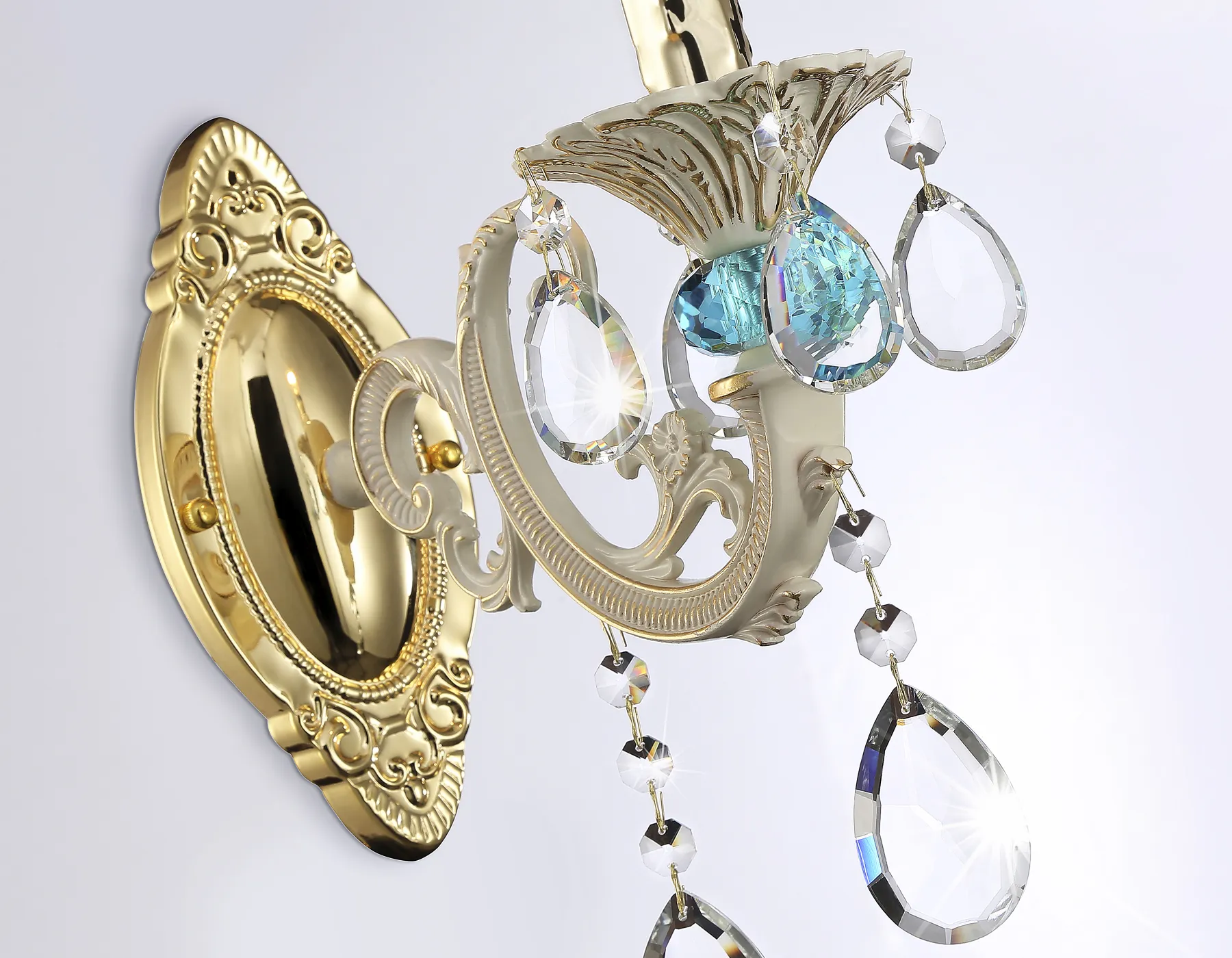 картинка Настенный светильник с хрусталем TR4932