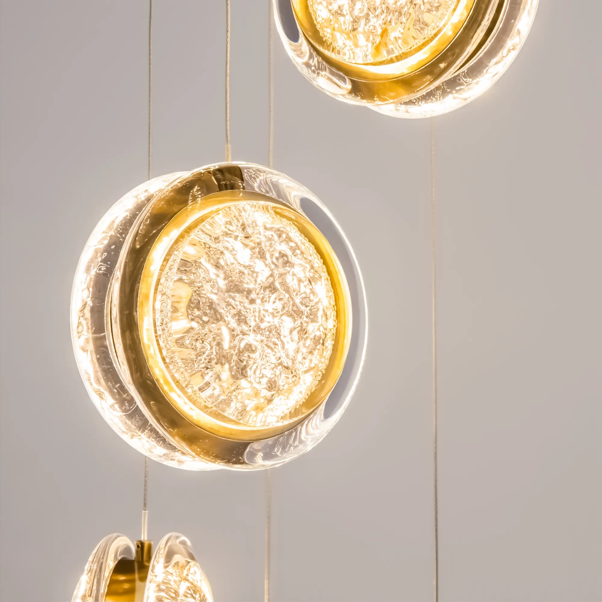 картинка Подвесной светильник Maytoni MOD361PL-L41BS3K