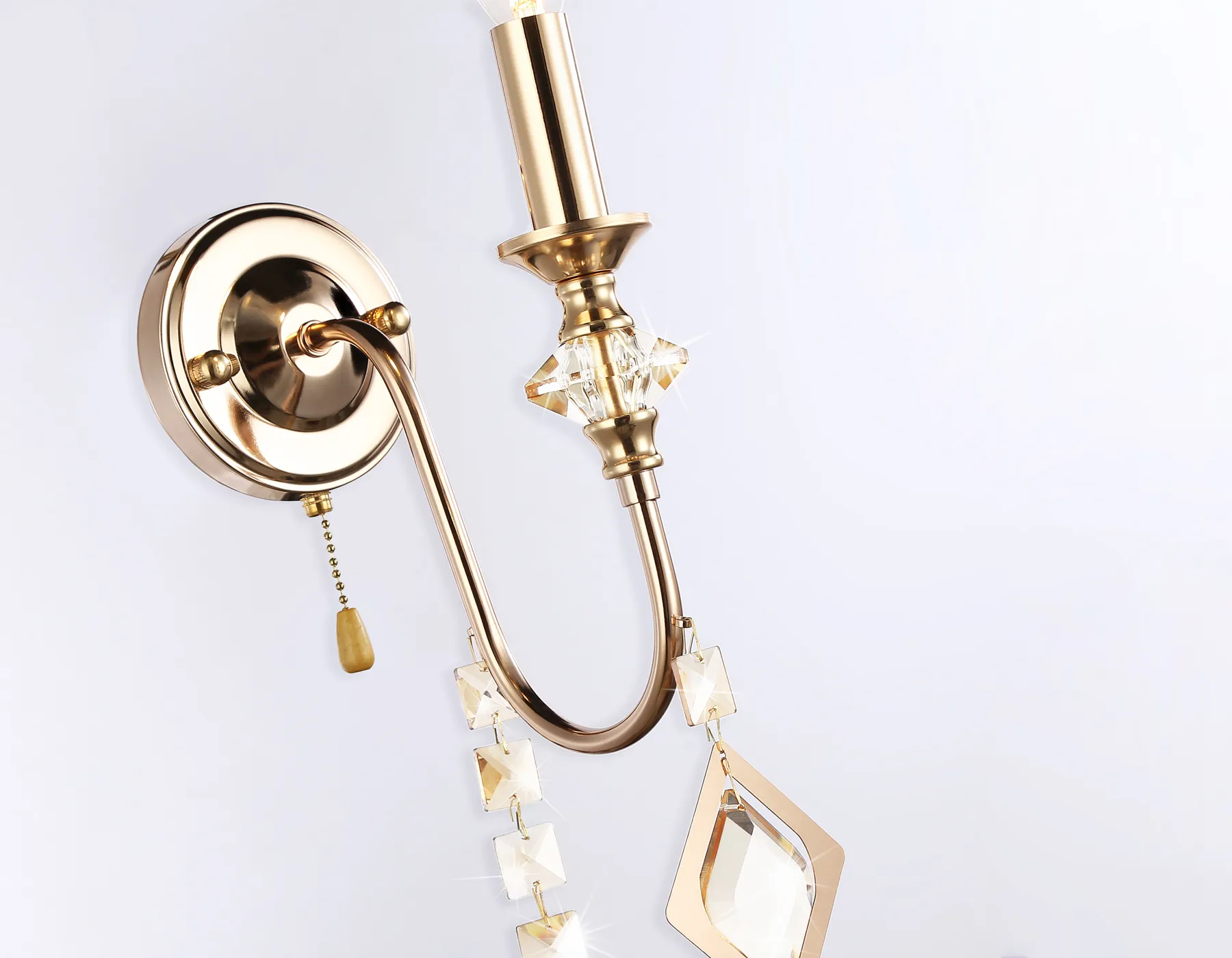 картинка Настенный светильник с хрусталем TR4959