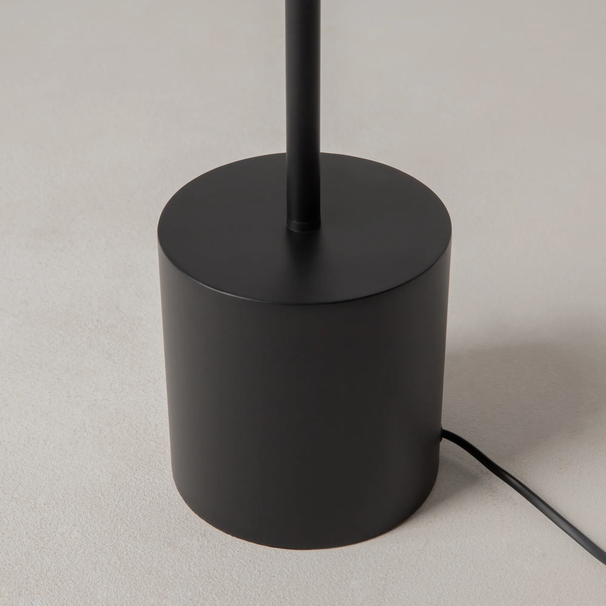 картинка Напольный светильник (торшер) Maytoni MOD396FL-L10W3K