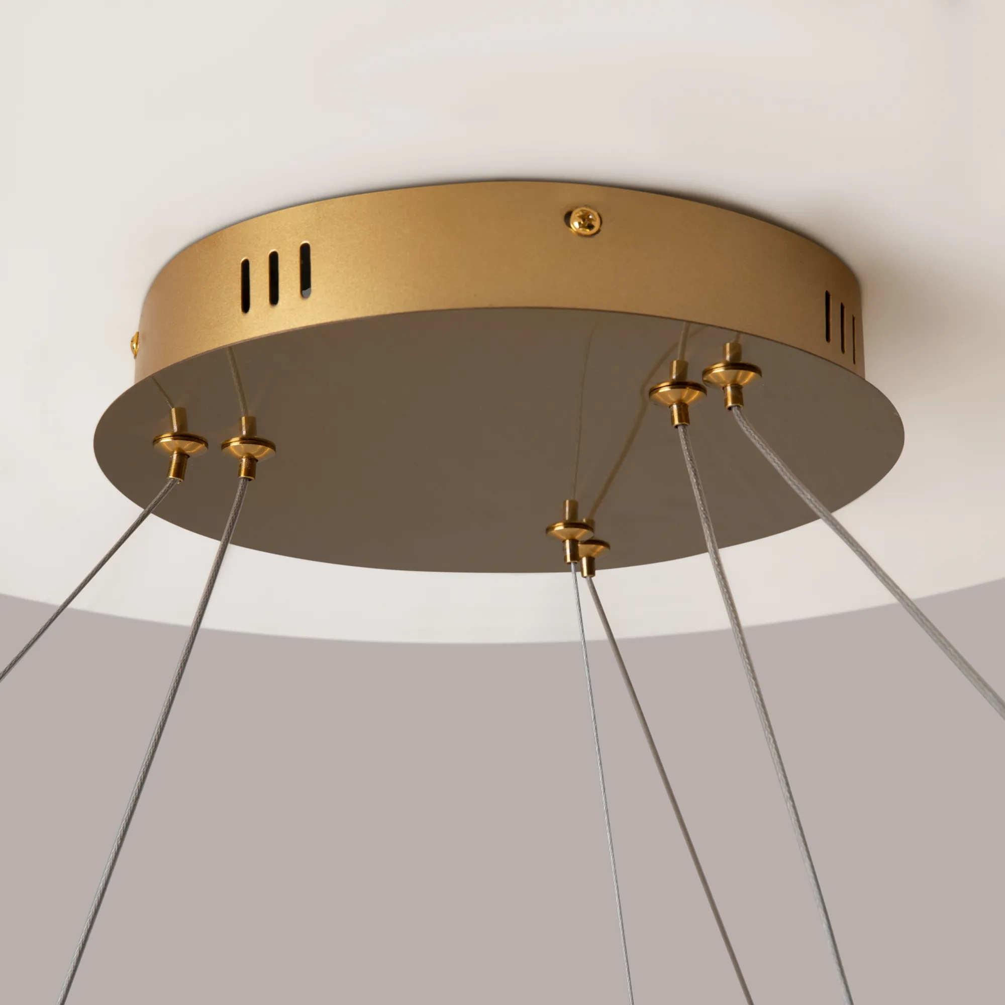 картинка Подвесной светильник Maytoni P097PL-L90BS3K