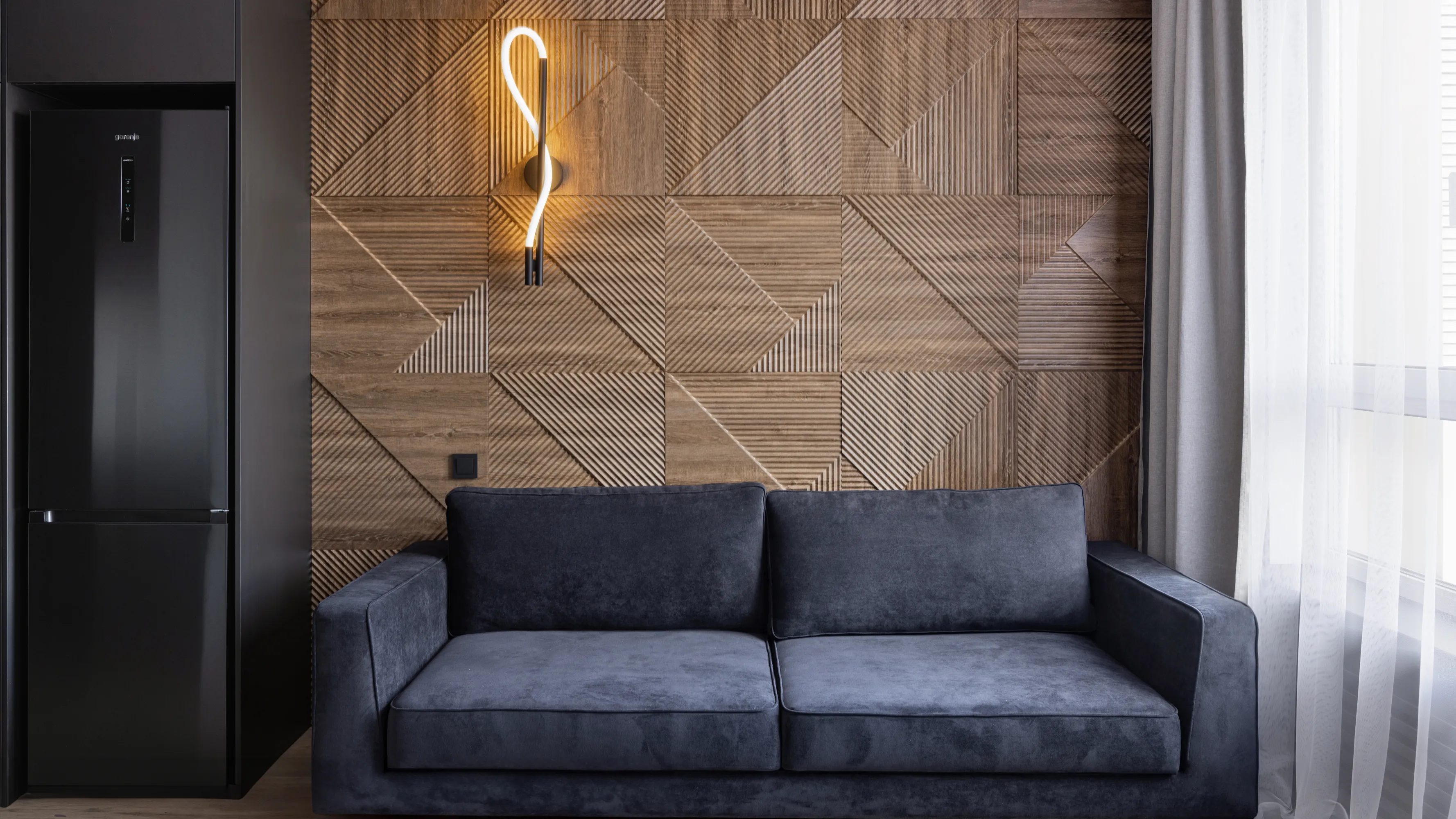 картинка Настенный светильник (бра) Maytoni MOD146WL-L12B3K