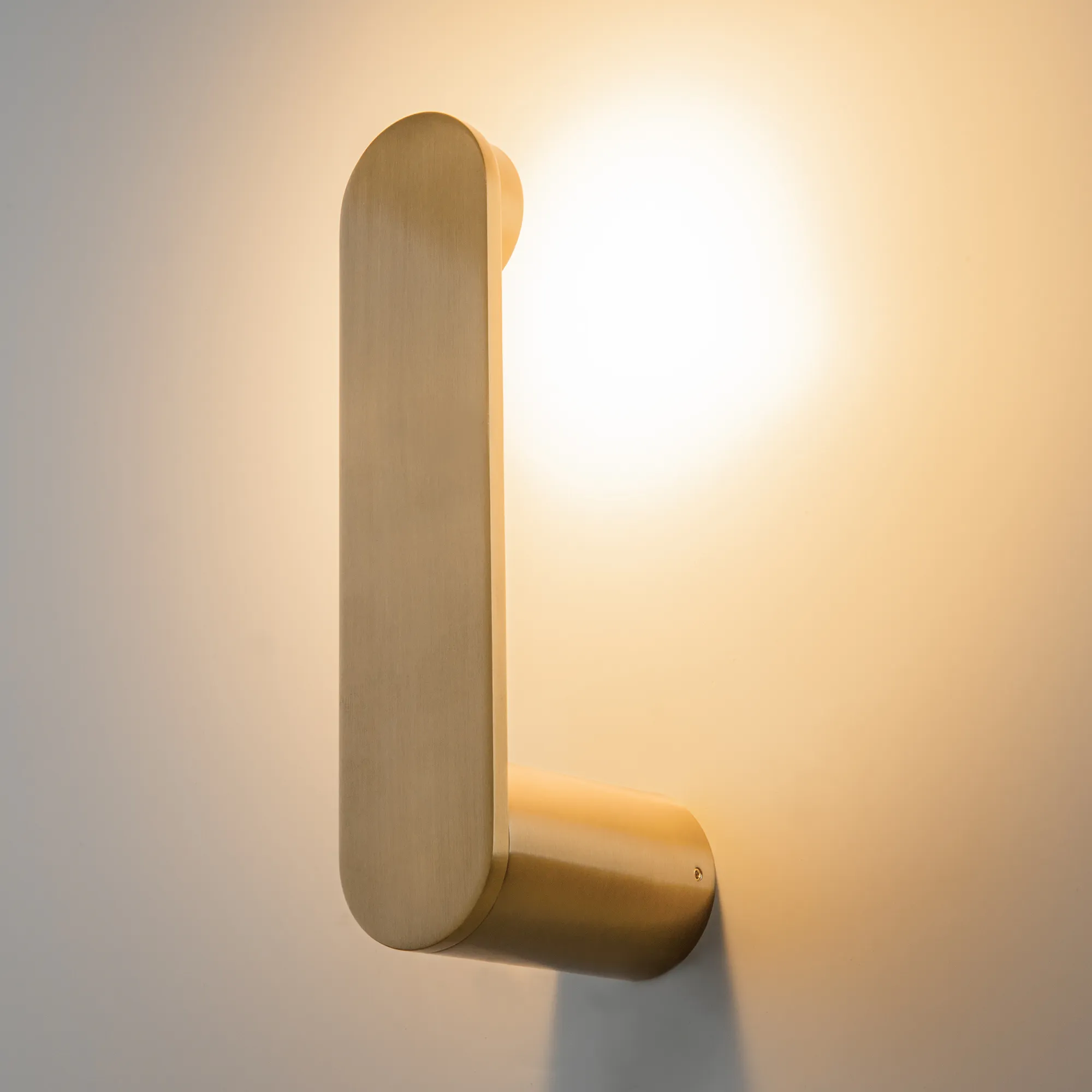 картинка Настенный светильник (бра) Maytoni MOD356WL-L4BS3K