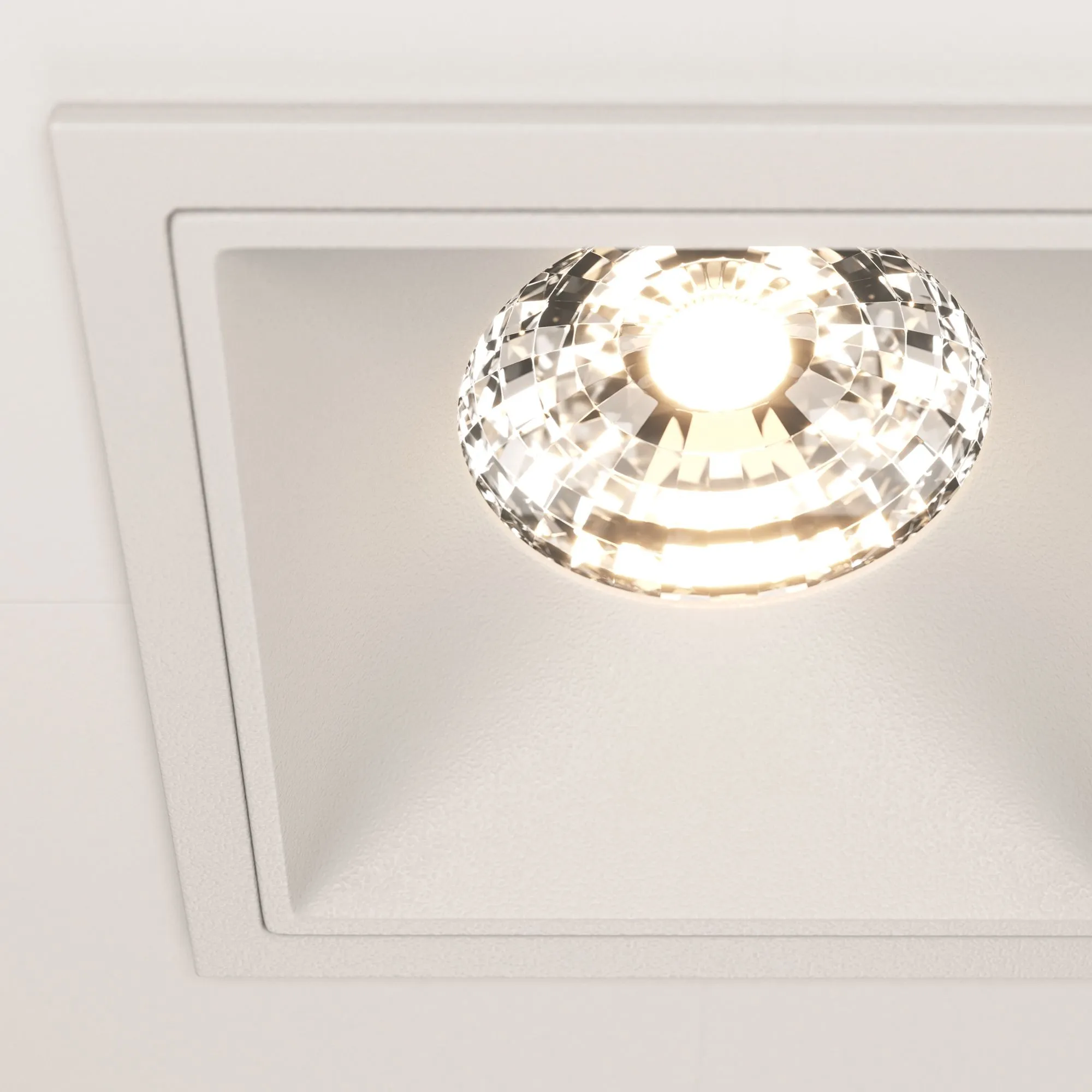 картинка Встраиваемый светильник Technical DL043-01-15W3K-D-SQ-W