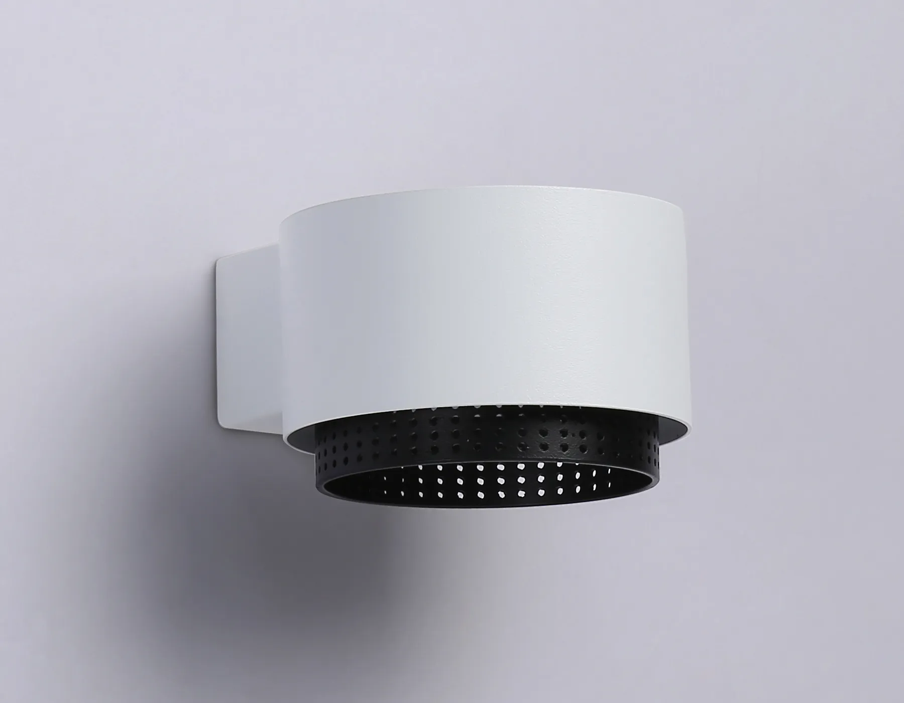 картинка Настенный светильник со сменной лампой TN71296