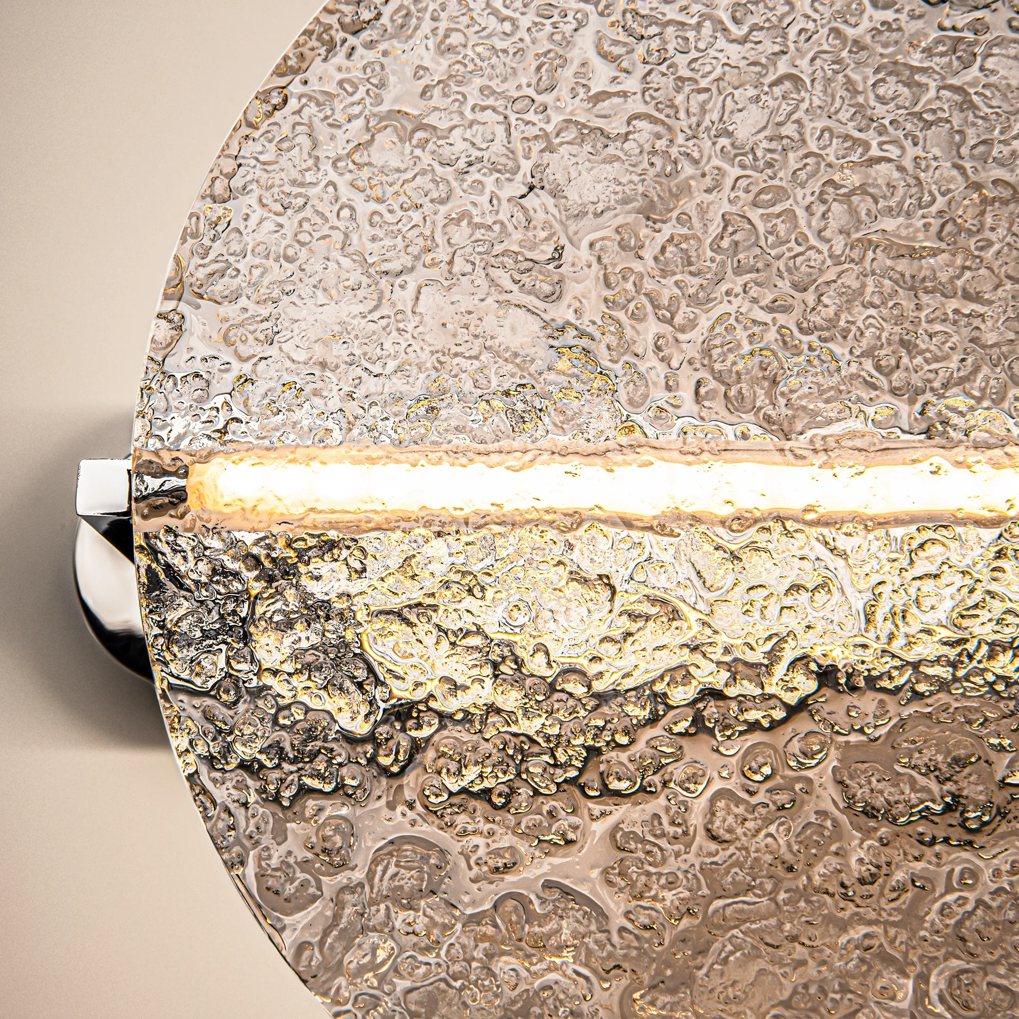 картинка Настенный светильник (бра) Maytoni MOD387WL-L8CH3K