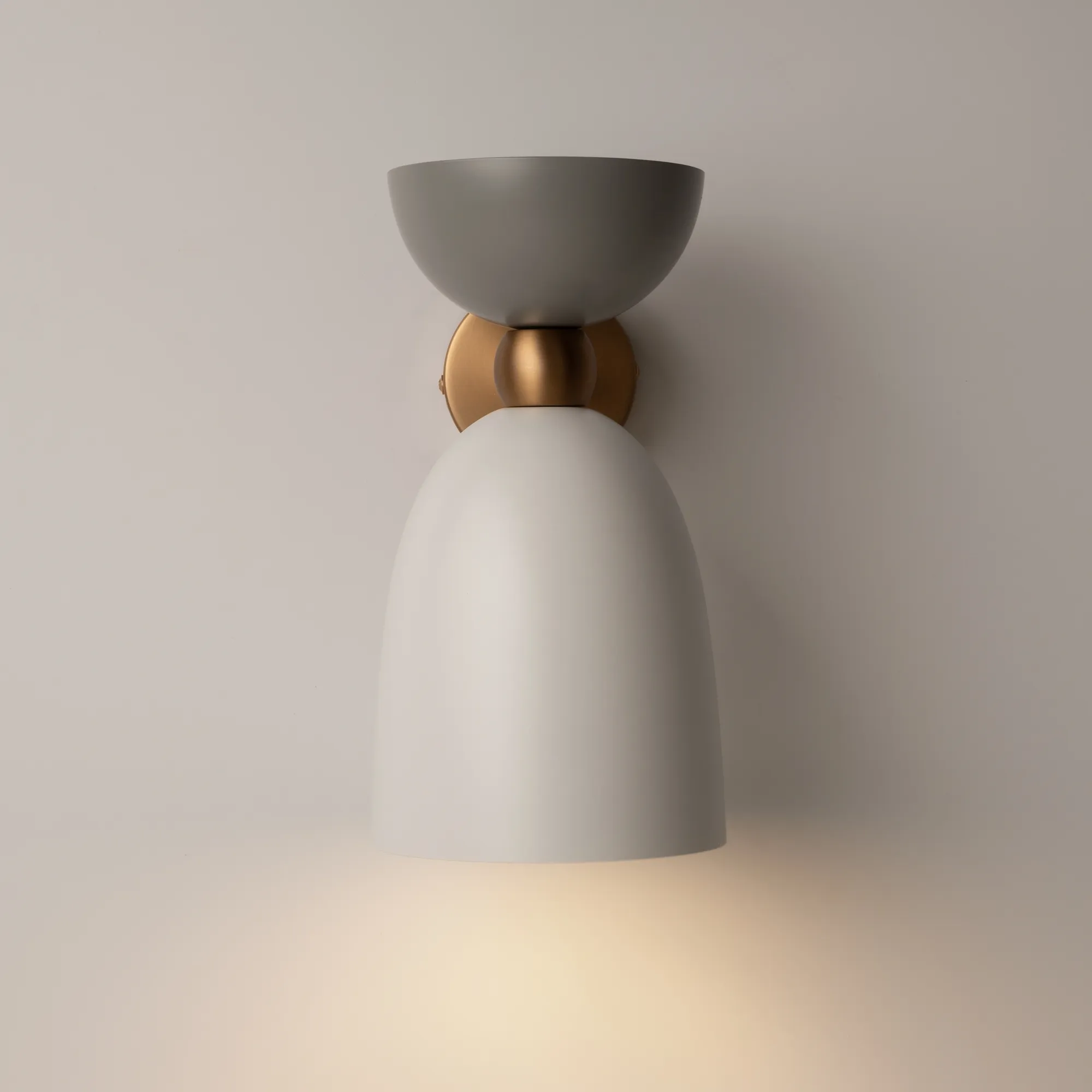 картинка Настенный светильник (бра) Maytoni MOD113WL-01W