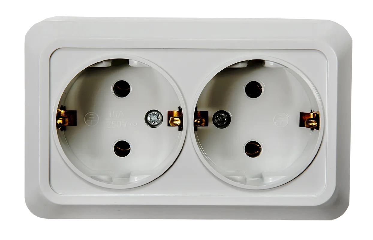 картинка Розетка двойная с заземлением BOLLETO белая накладная 7128 IN HOME