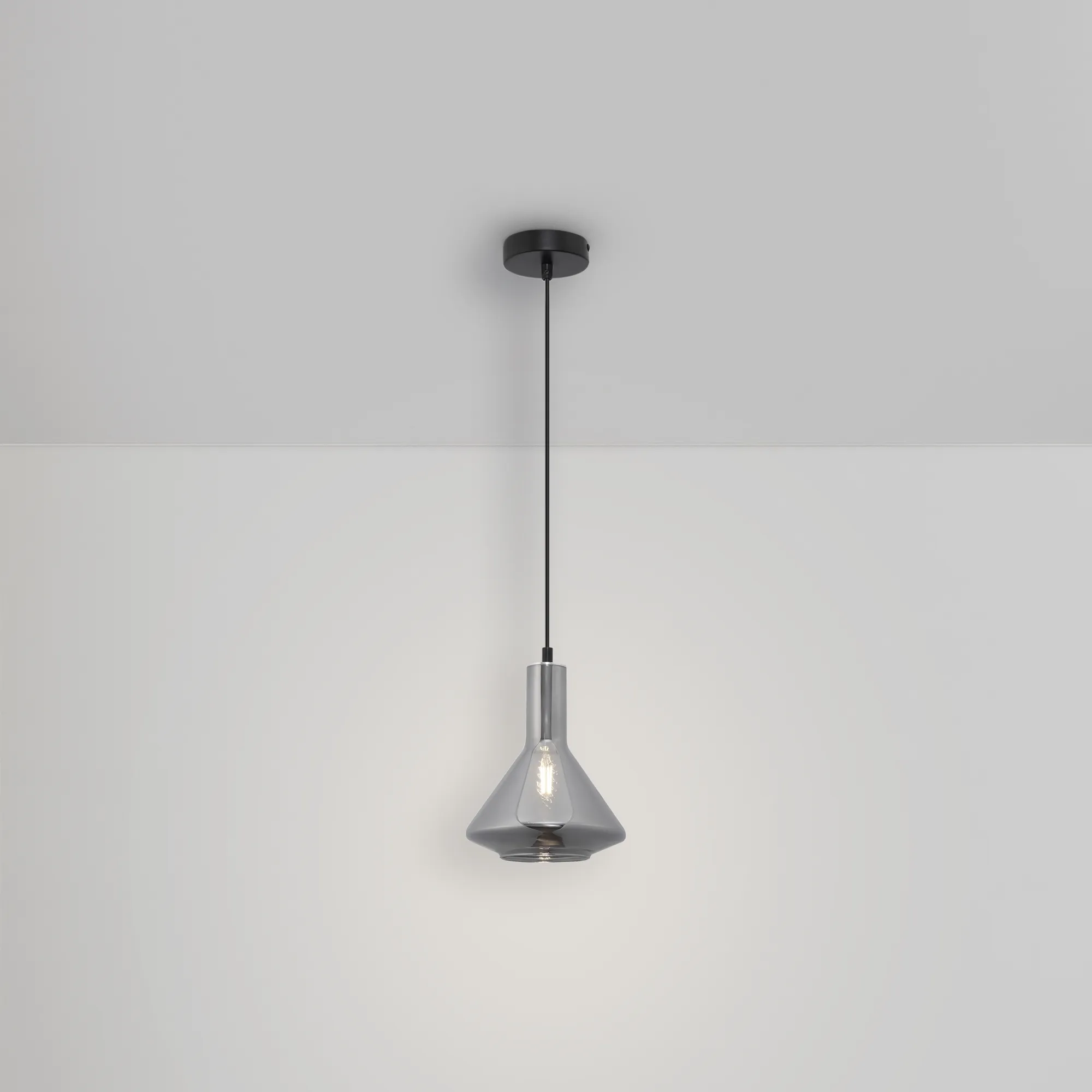 картинка Подвесной светильник Freya FR8010PL-01GB