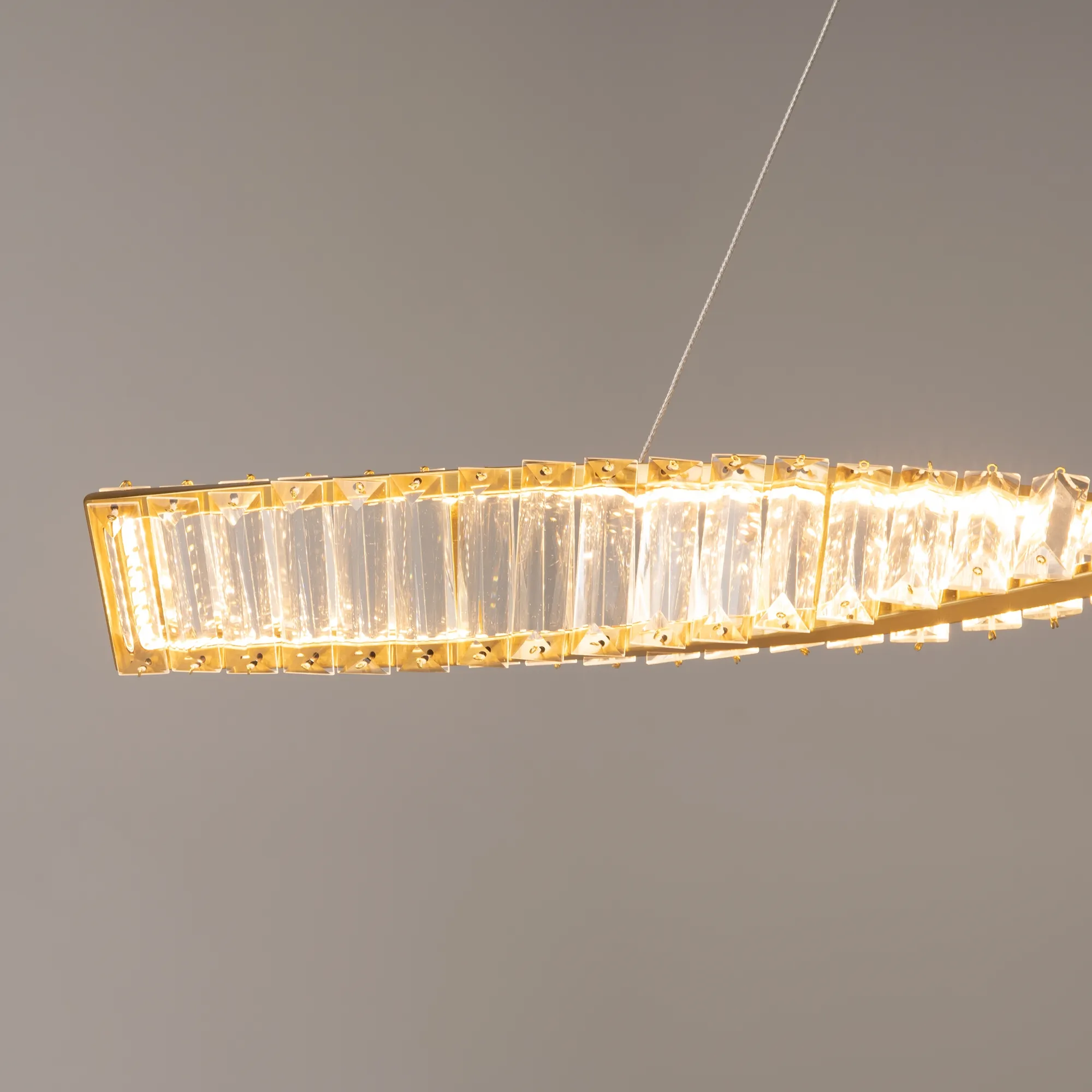 картинка Подвесной светильник Maytoni P097PL-L28BS3K