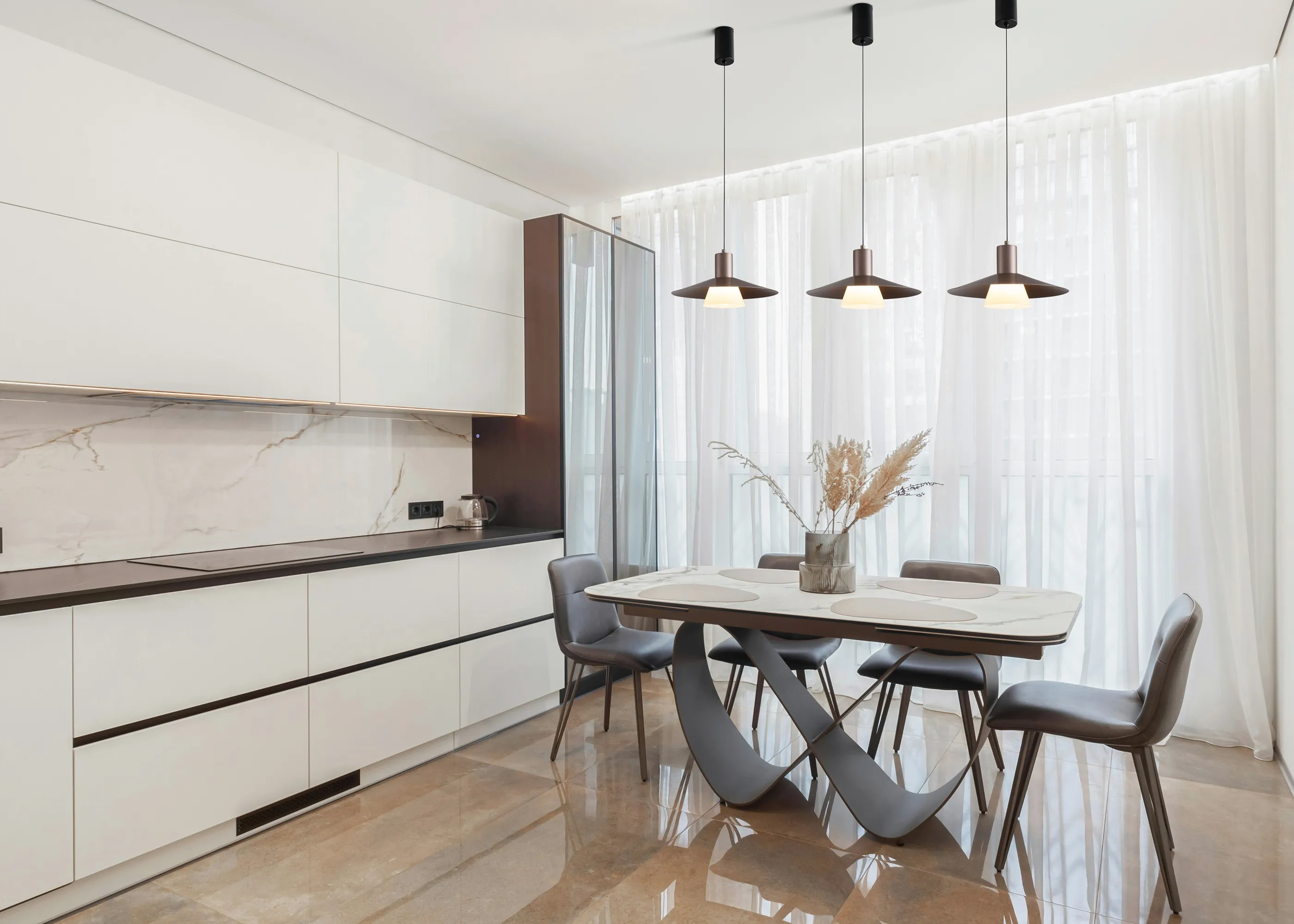 картинка Настенный светильник (бра) Freya FR5600WL-L5MG