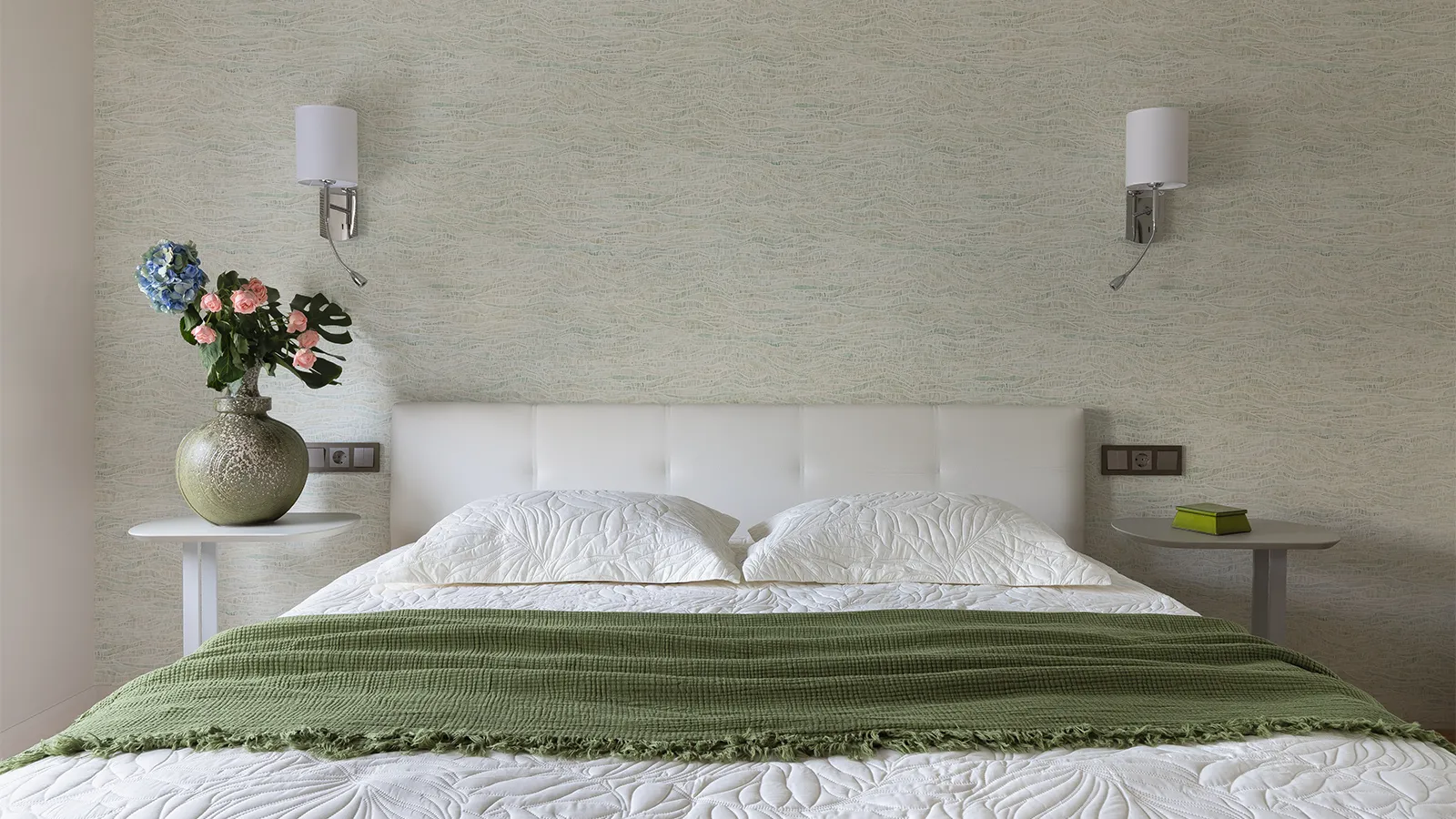 картинка Настенный светильник (бра) Maytoni MOD617WL-01CH