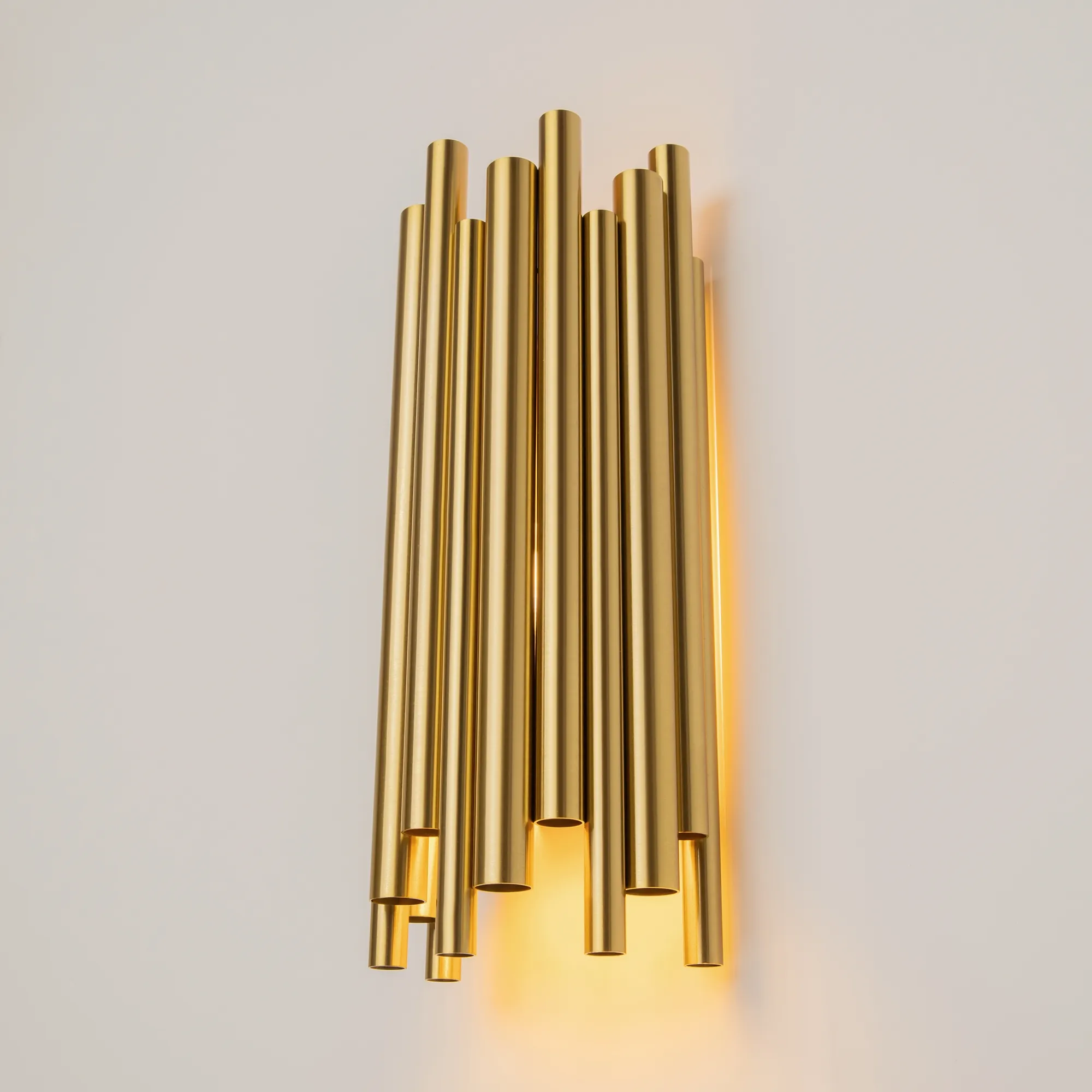 картинка Настенный светильник (бра) Maytoni MOD136WL-01BS