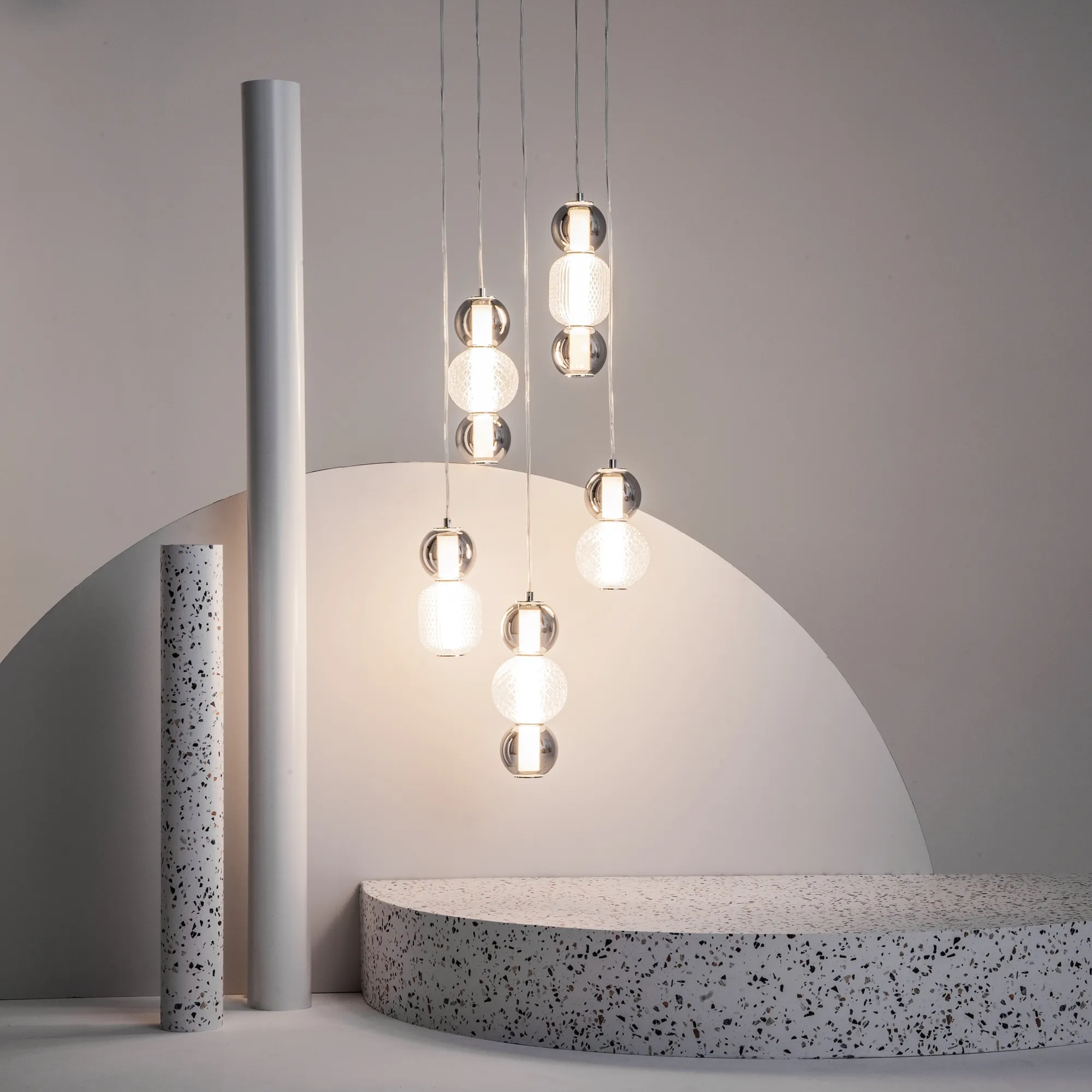 картинка Подвесной светильник Maytoni MOD273PL-L80CH3K