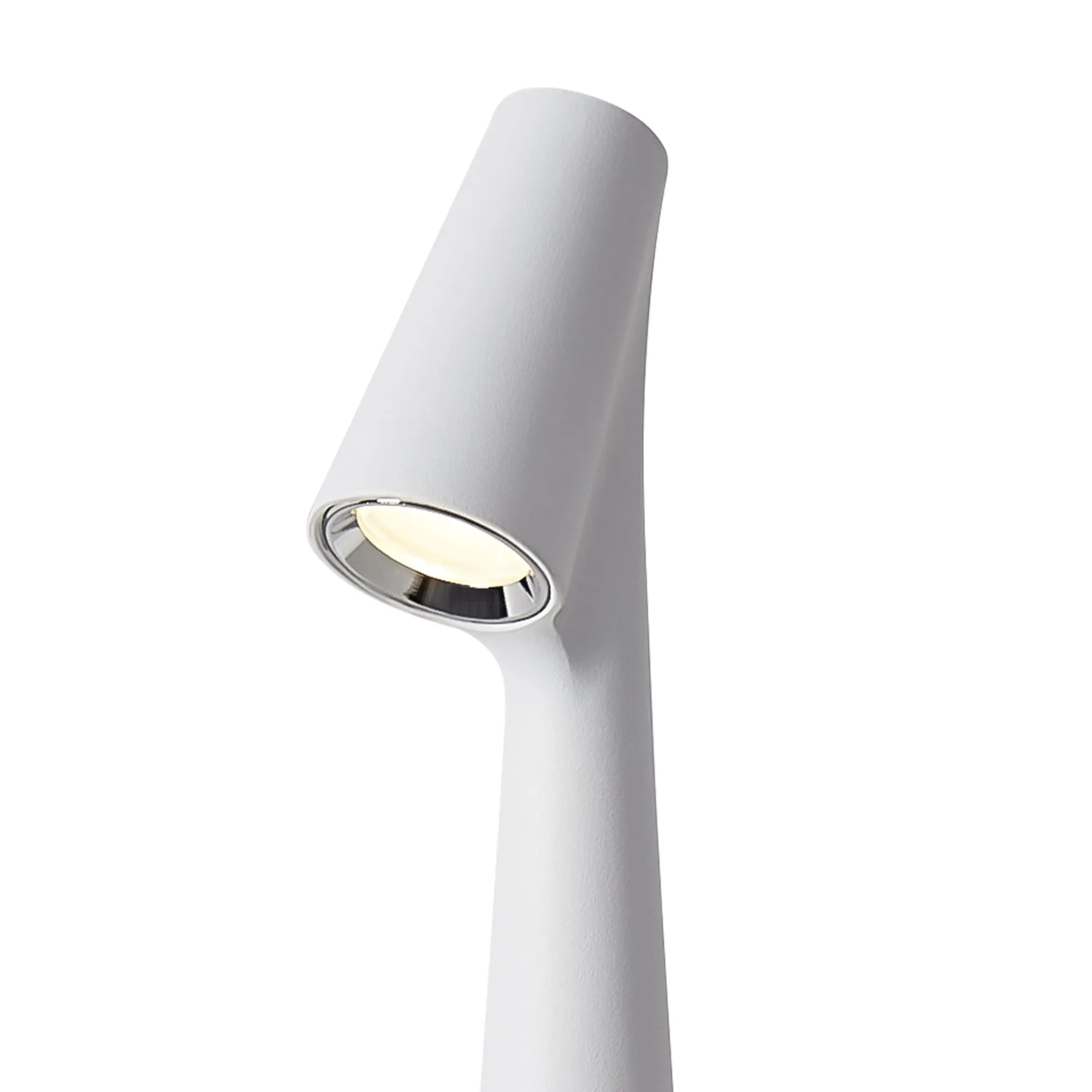 картинка Настольный светильник Freya FR6188TL-L3W