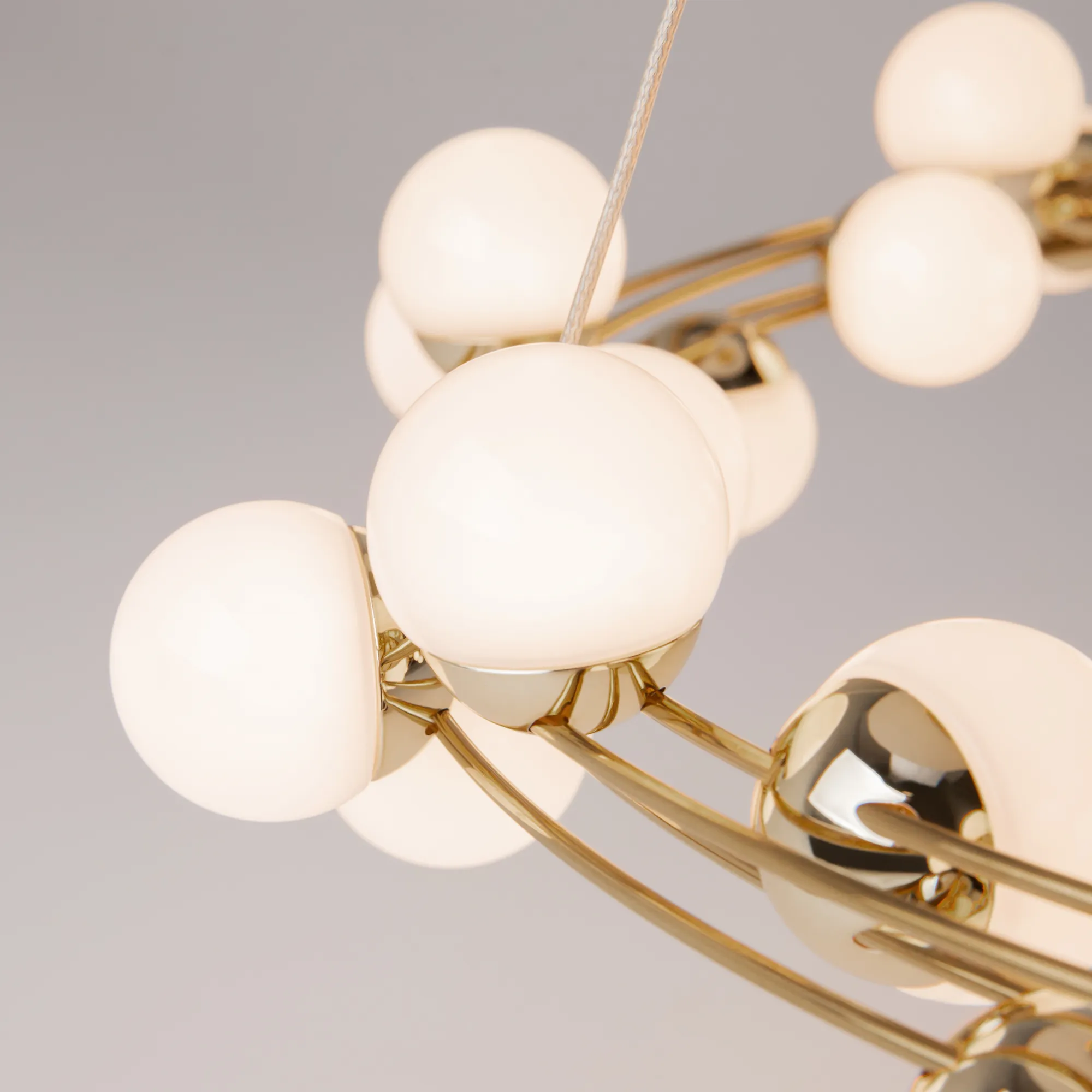 картинка Подвесной светильник Maytoni MOD081PL-L50G3K