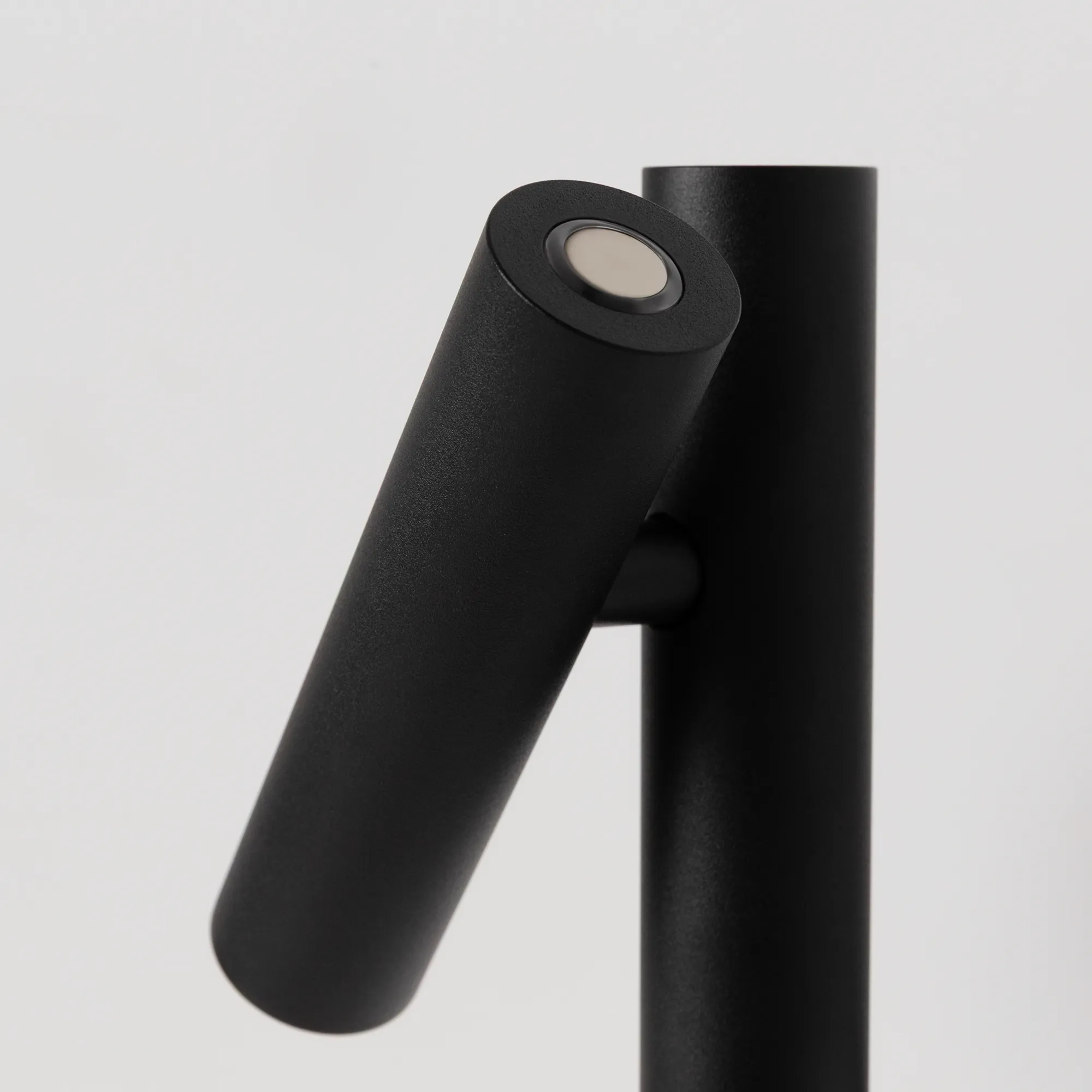 картинка Настенный светильник (бра) Maytoni MOD433WL-L3B3K