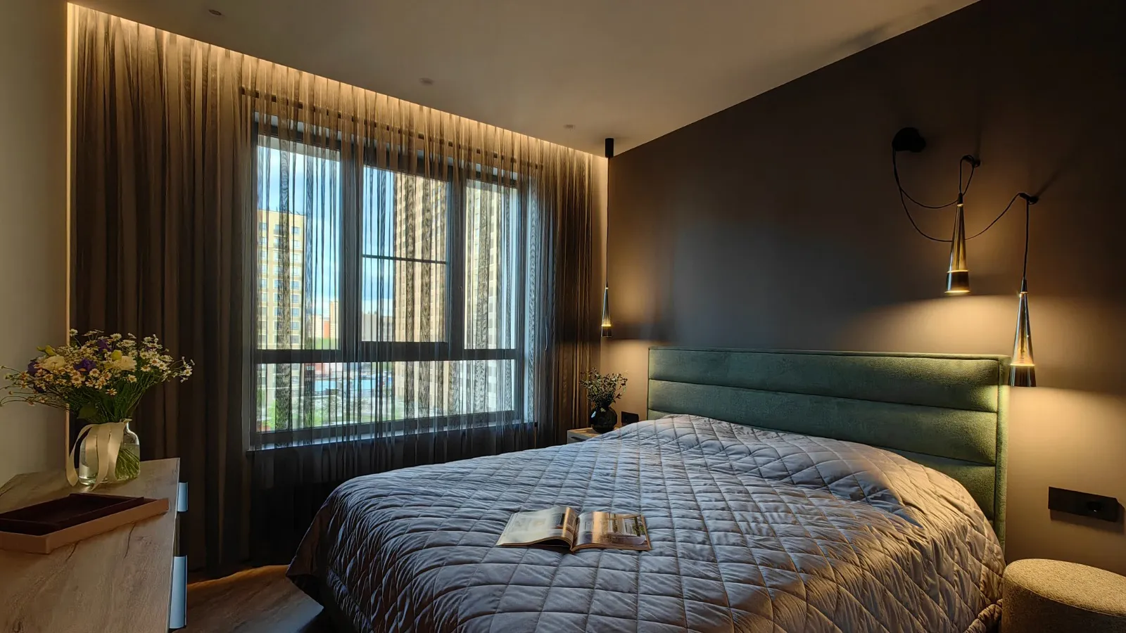 картинка Настенный светильник (бра) Maytoni P090WL-L24CH3K