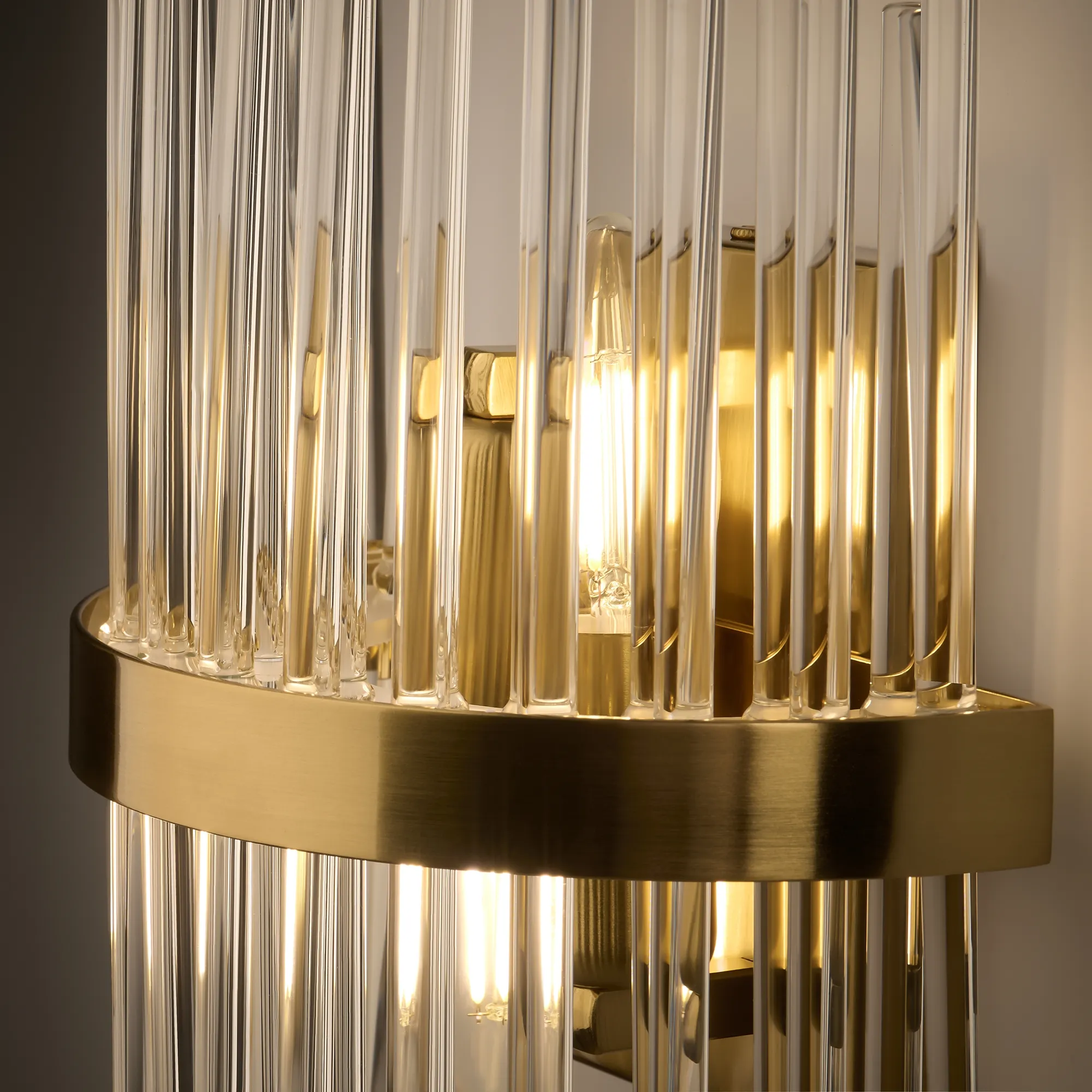 картинка Настенный светильник (бра) Freya FR5216WL-02BS