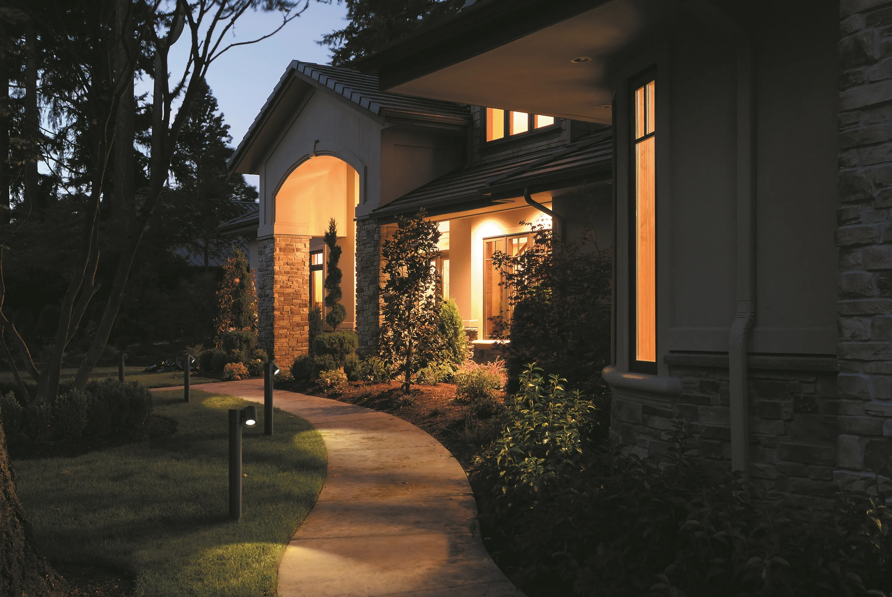 картинка Ландшафтный светильник Outdoor O010FL-01B