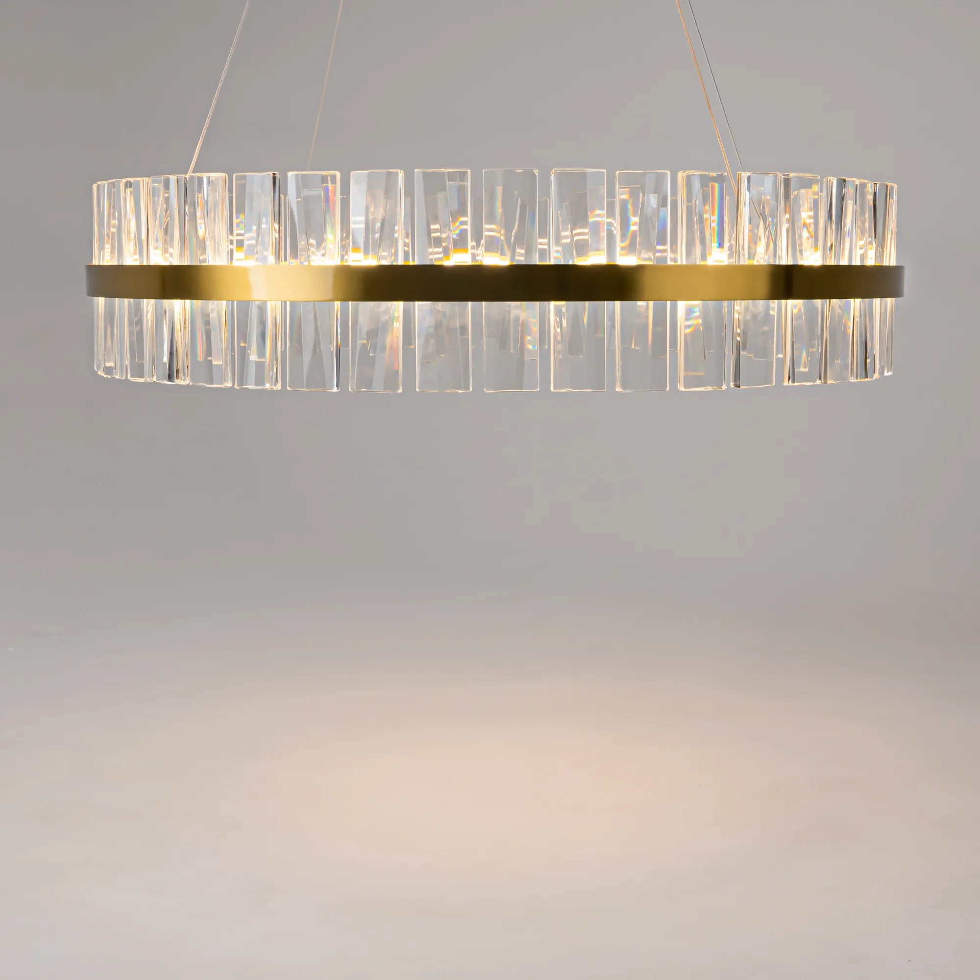 картинка Подвесной светильник Maytoni MOD173PL-L60BS3K