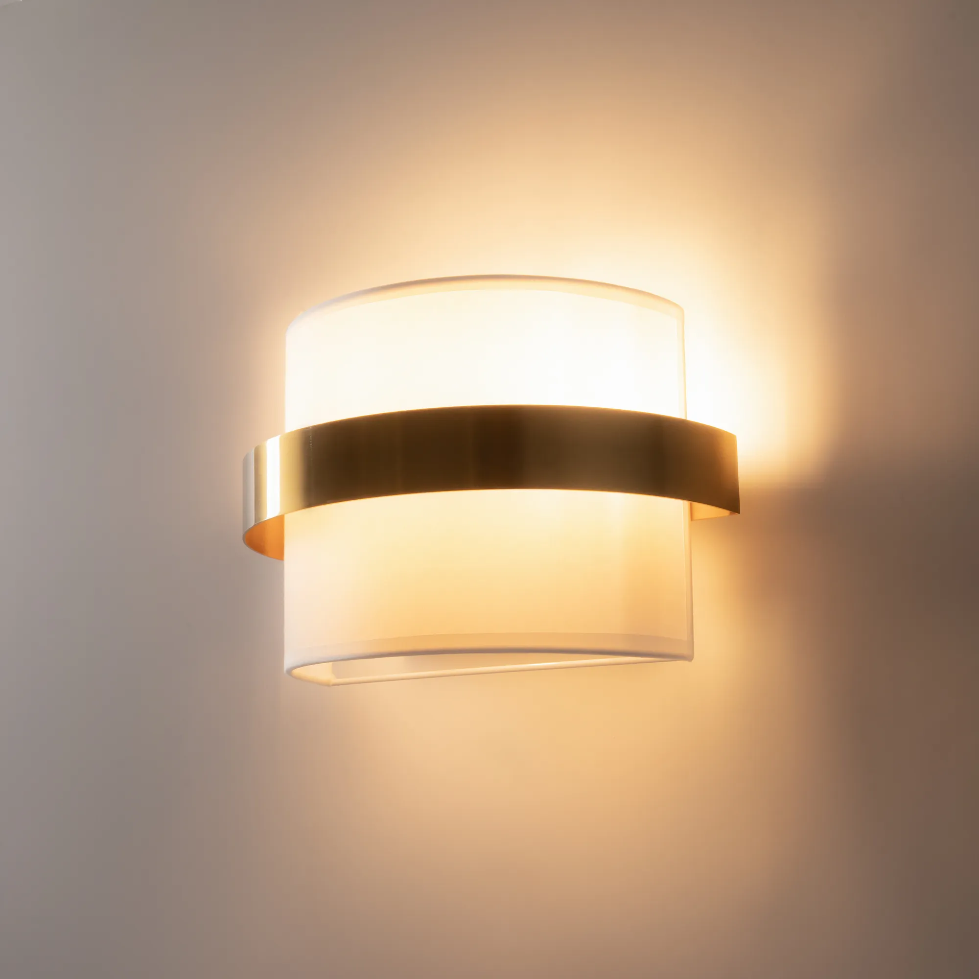 картинка Настенный светильник (бра) Freya FR5367WL-02BS