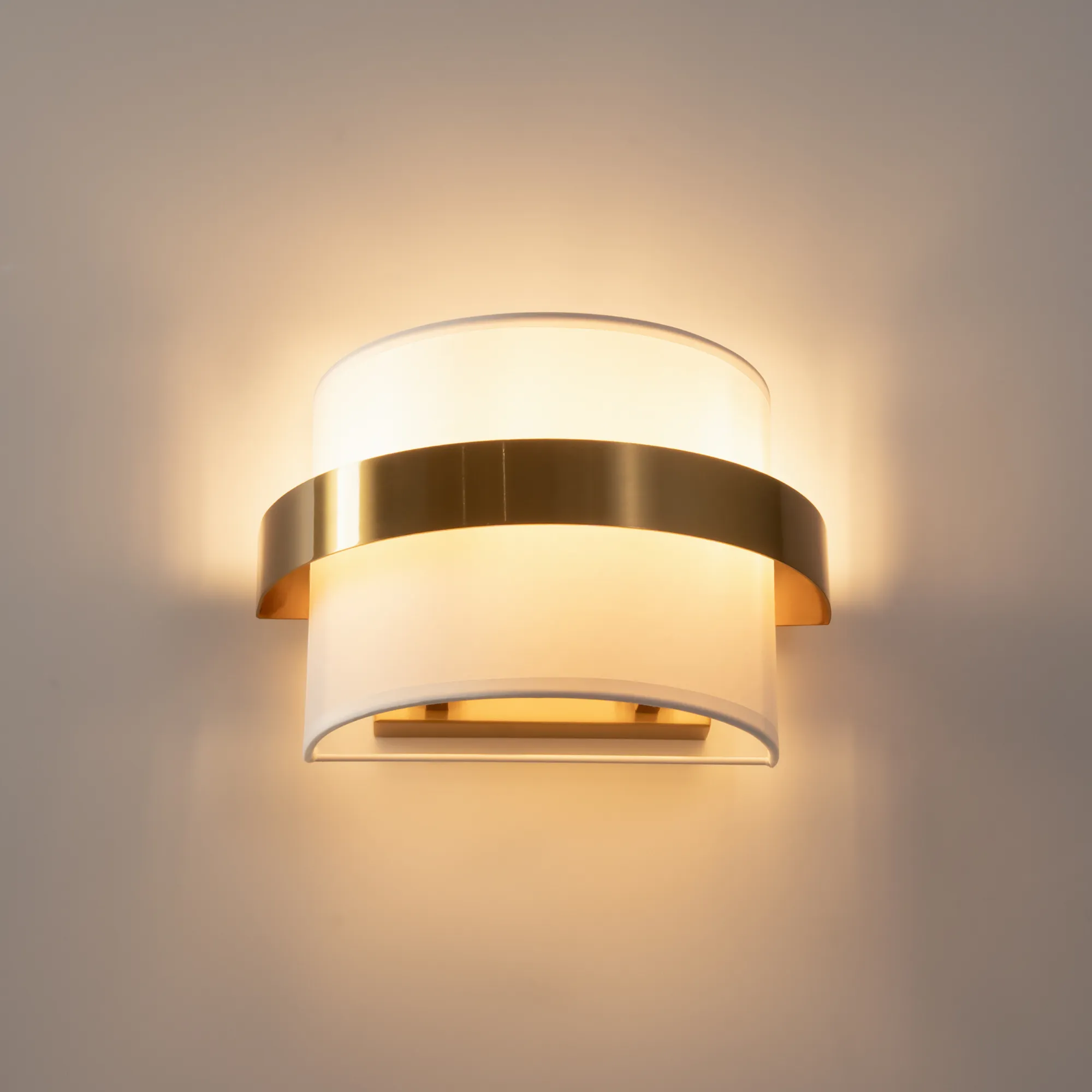 картинка Настенный светильник (бра) Freya FR5367WL-02BS