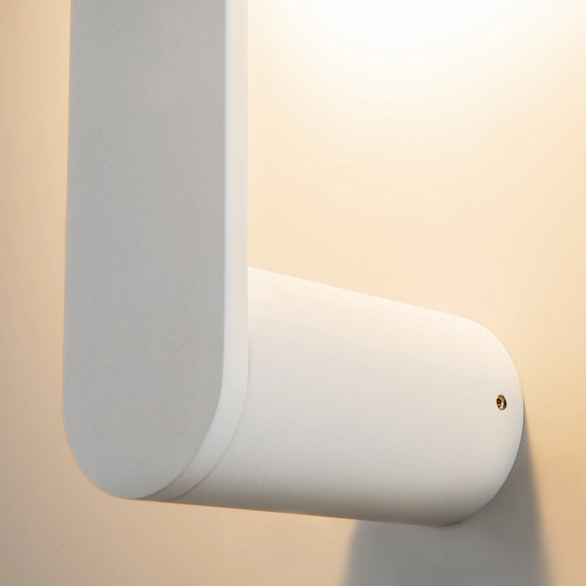 картинка Настенный светильник (бра) Maytoni MOD356WL-L4W3K