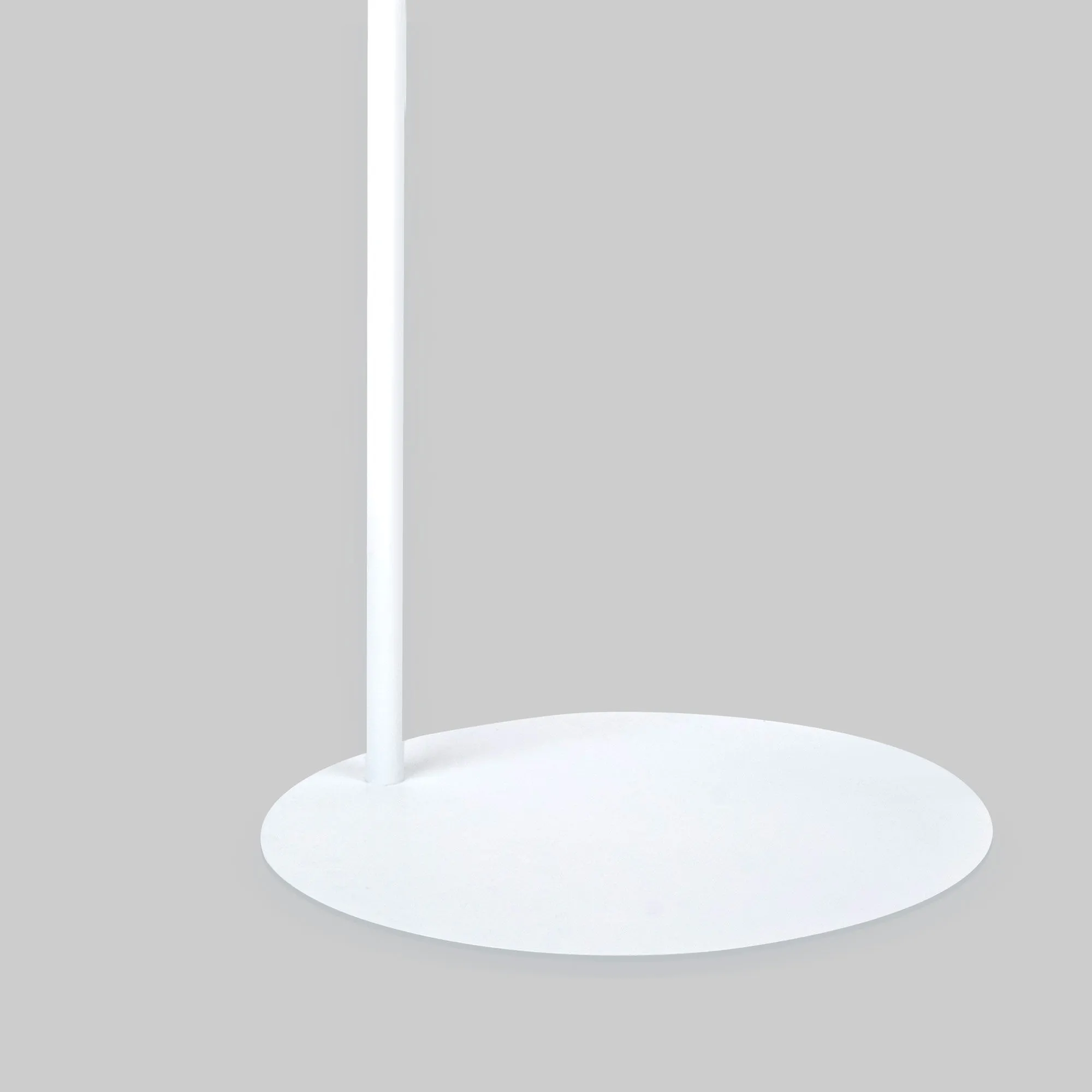 картинка Напольный светильник 5484 Logan White