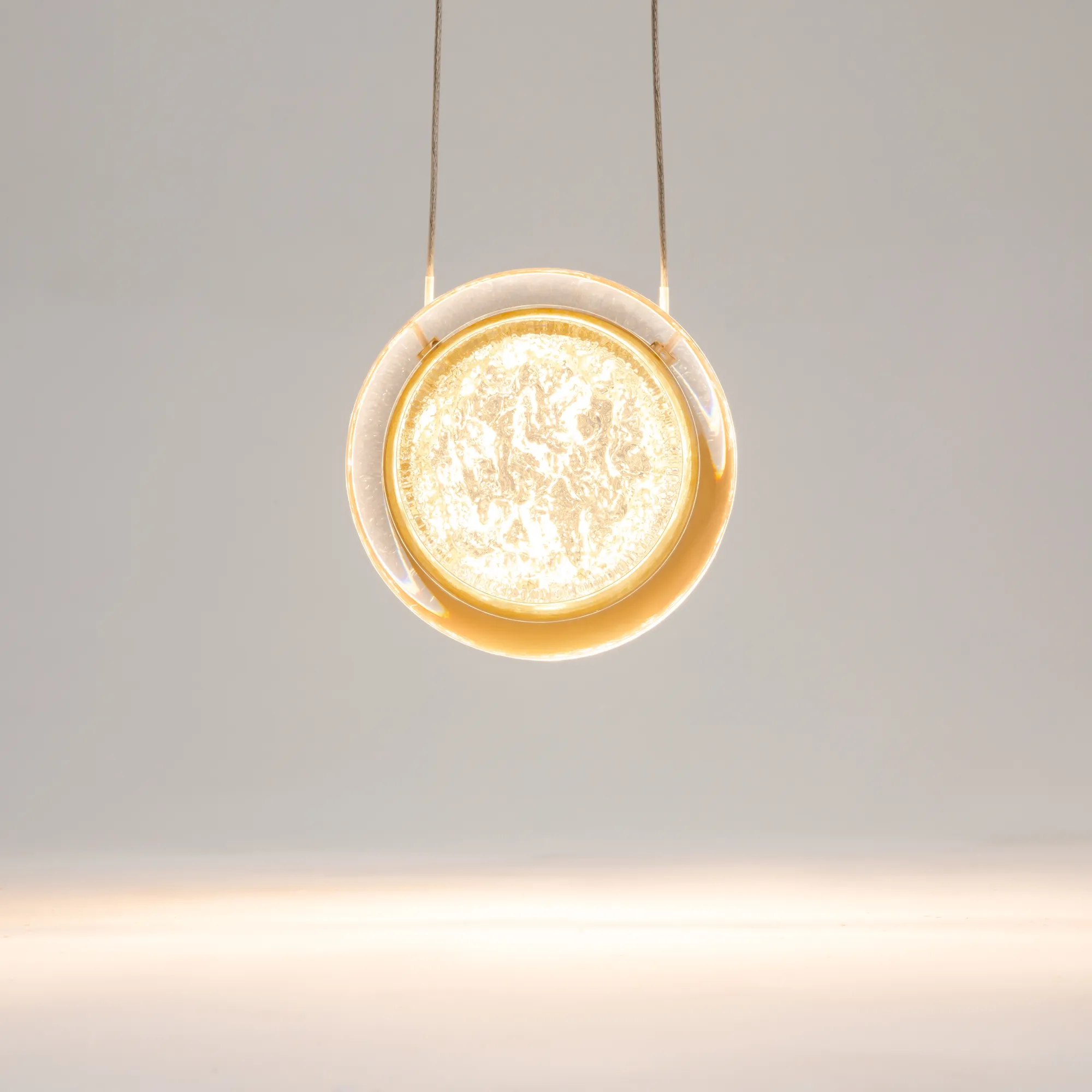 картинка Подвесной светильник Maytoni MOD361PL-L7BS3K